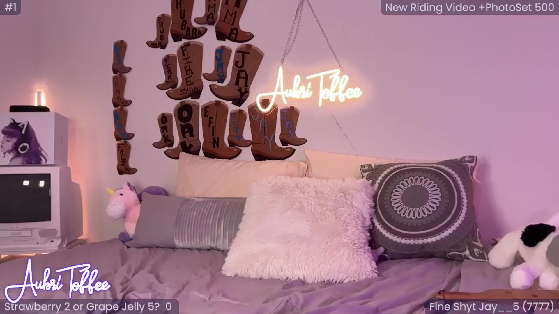 Gallery image thumbnail from AubriToffee's myfreecams stream on, 05/24/2025, 06:42 image 14 of 20