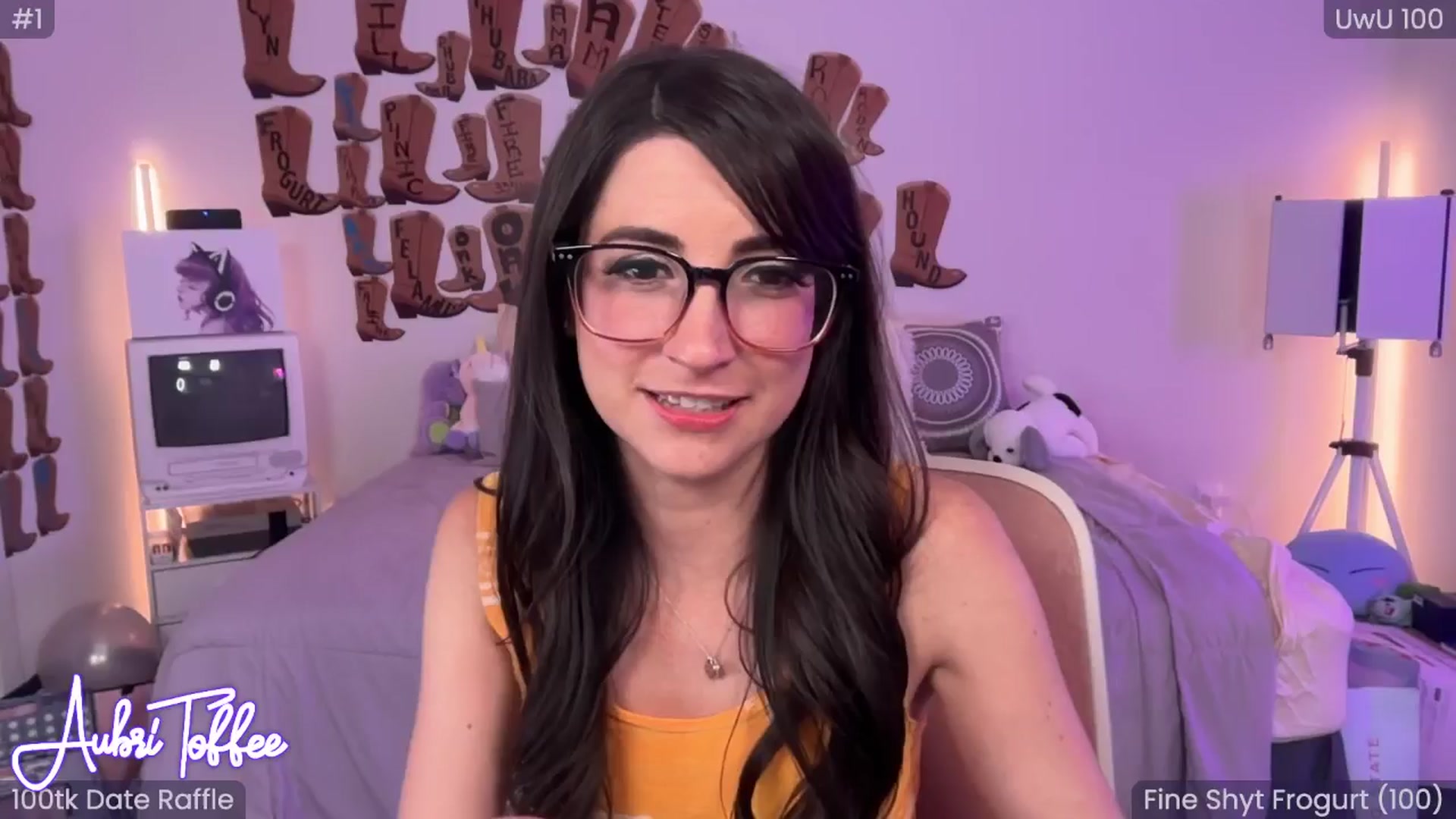Gallery image thumbnail from AubriToffee's myfreecams stream on, 05/28/2025, 03:36 image 3 of 20