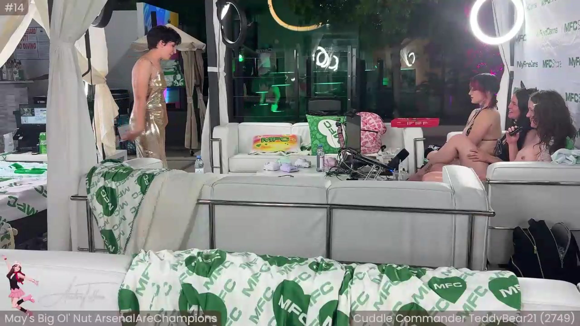 Gallery image thumbnail from AubriToffee's myfreecams stream on, 05/21/2026, 06:13 image 3 of 20