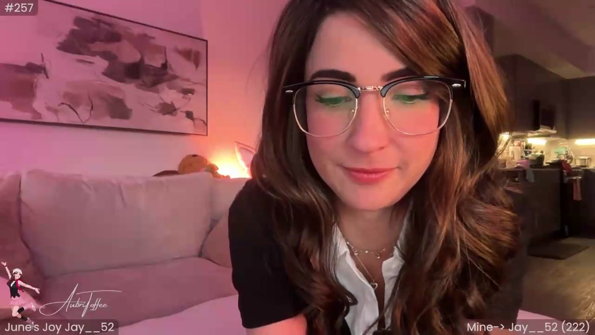 Gallery image thumbnail from AubriToffee's myfreecams stream on, 06/11/2026, 05:11 image 4 of 20