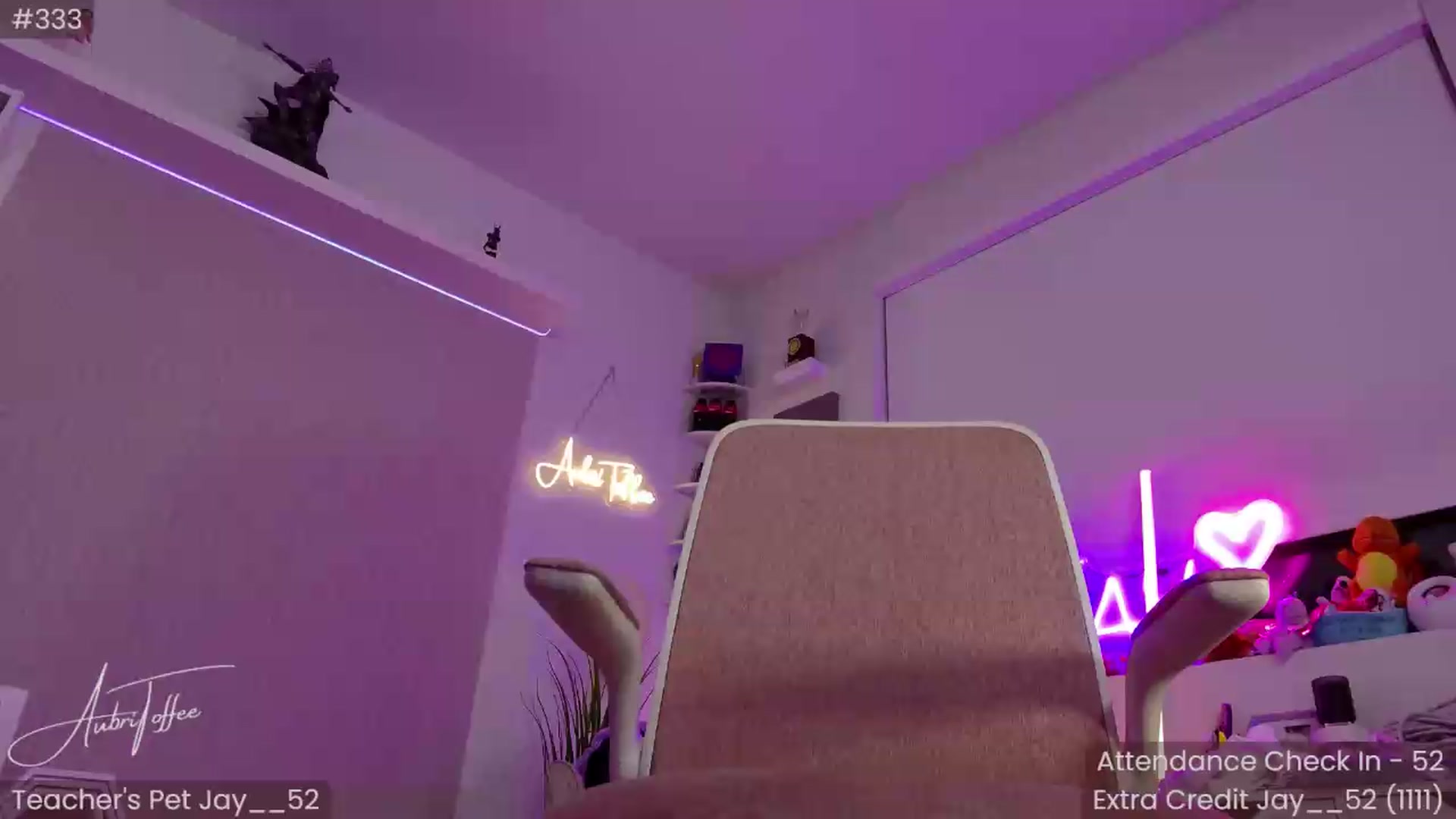 Gallery image thumbnail from AubriToffee's myfreecams stream on, 08/19/2026, 05:50 image 4 of 20