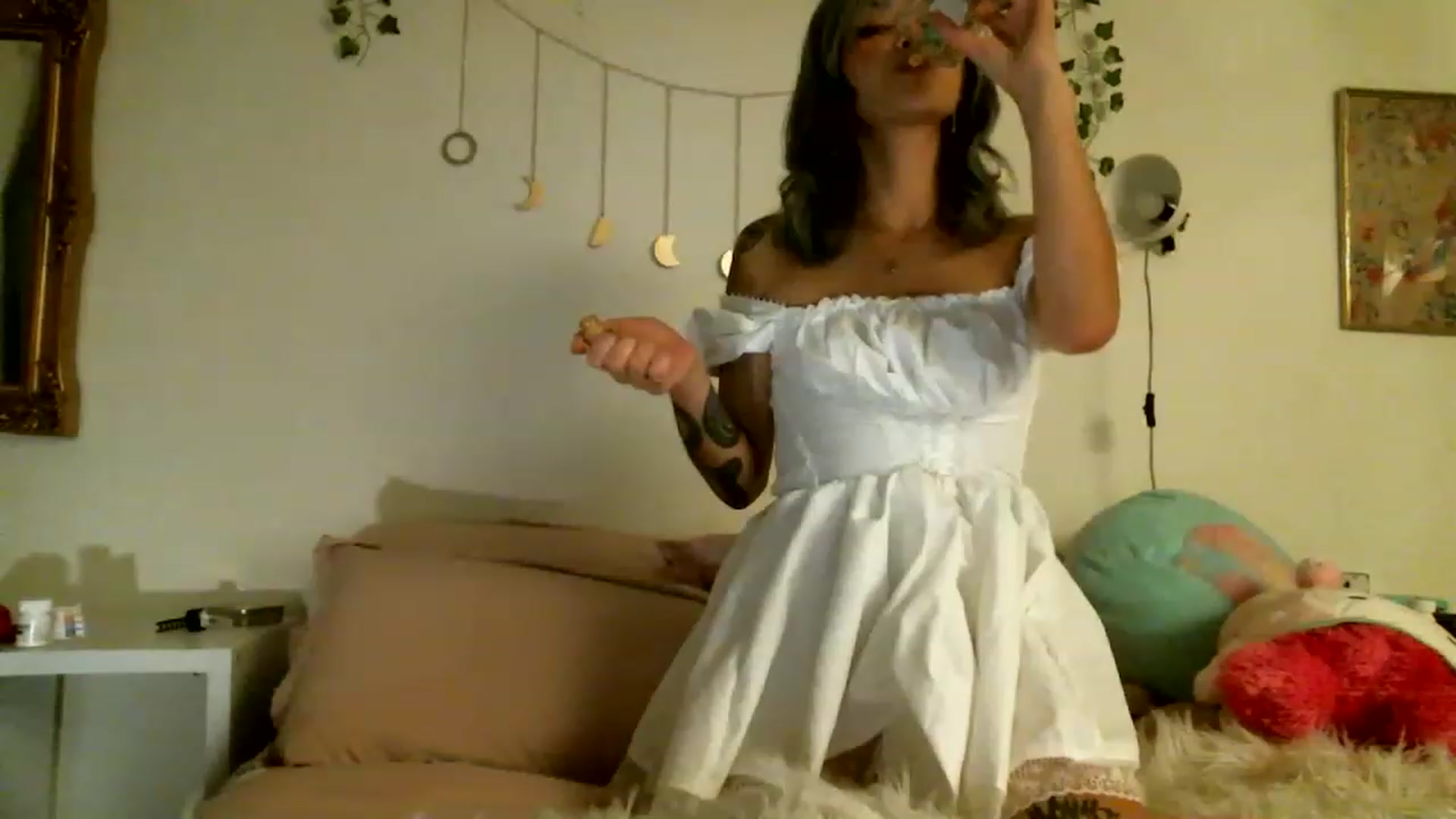 Gallery image thumbnail from AudPrincess's myfreecams stream on, 12/03/2022, 07:50 image 15 of 20