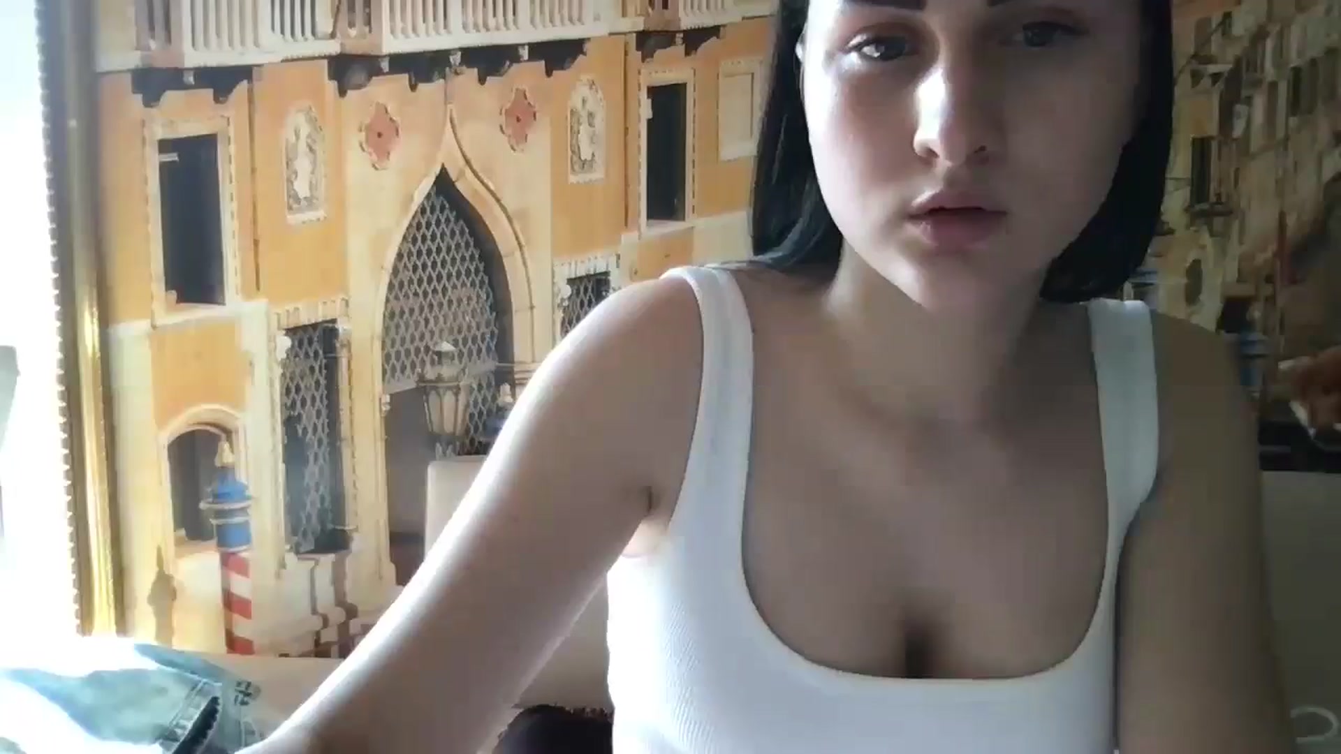 Gallery image thumbnail from AudreyKay's myfreecams stream on, 06/01/2025, 12:54 image 13 of 20