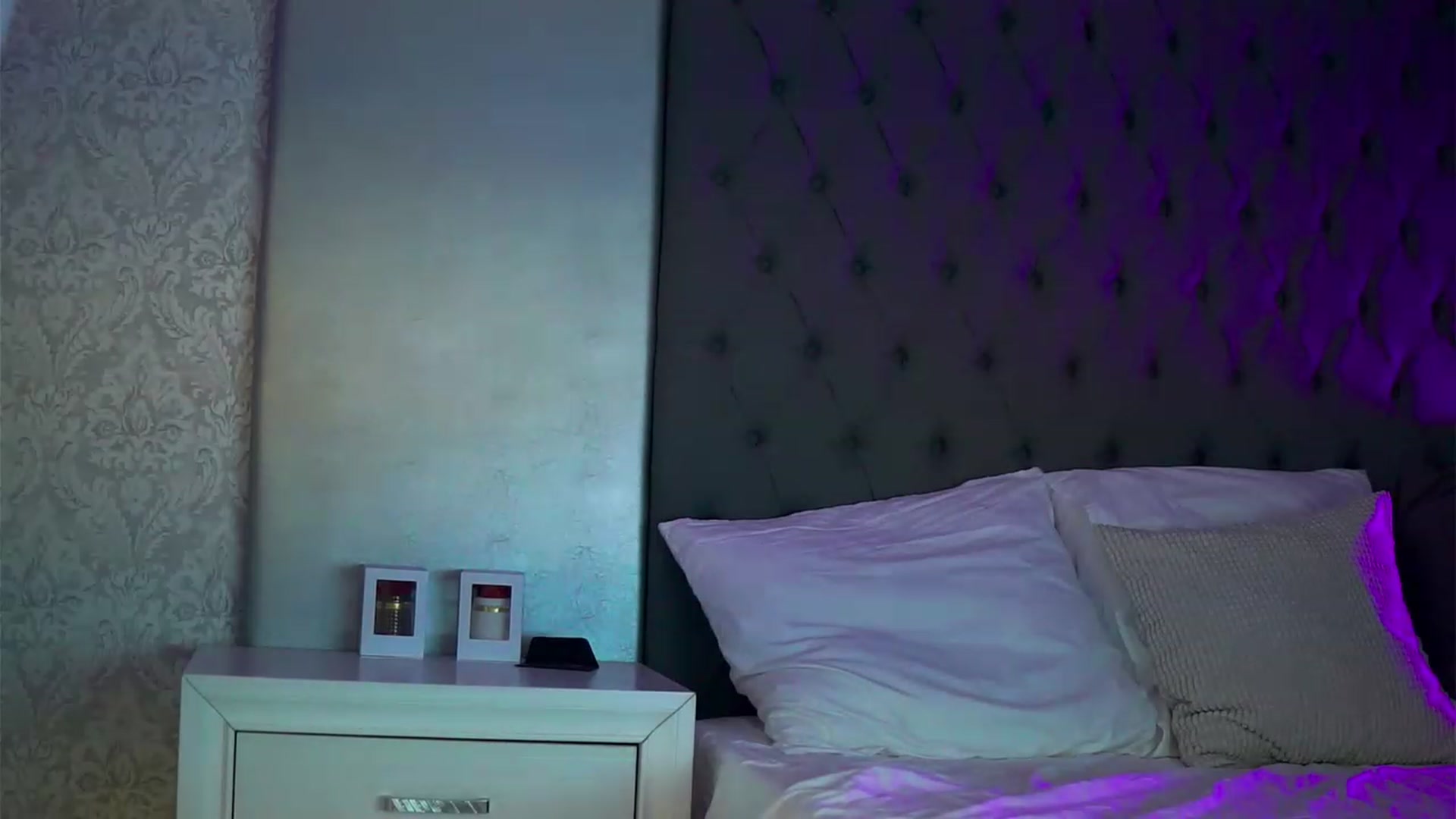 Gallery image thumbnail from AudreyRyen's myfreecams stream on, 11/24/2022, 18:08 image 6 of 20