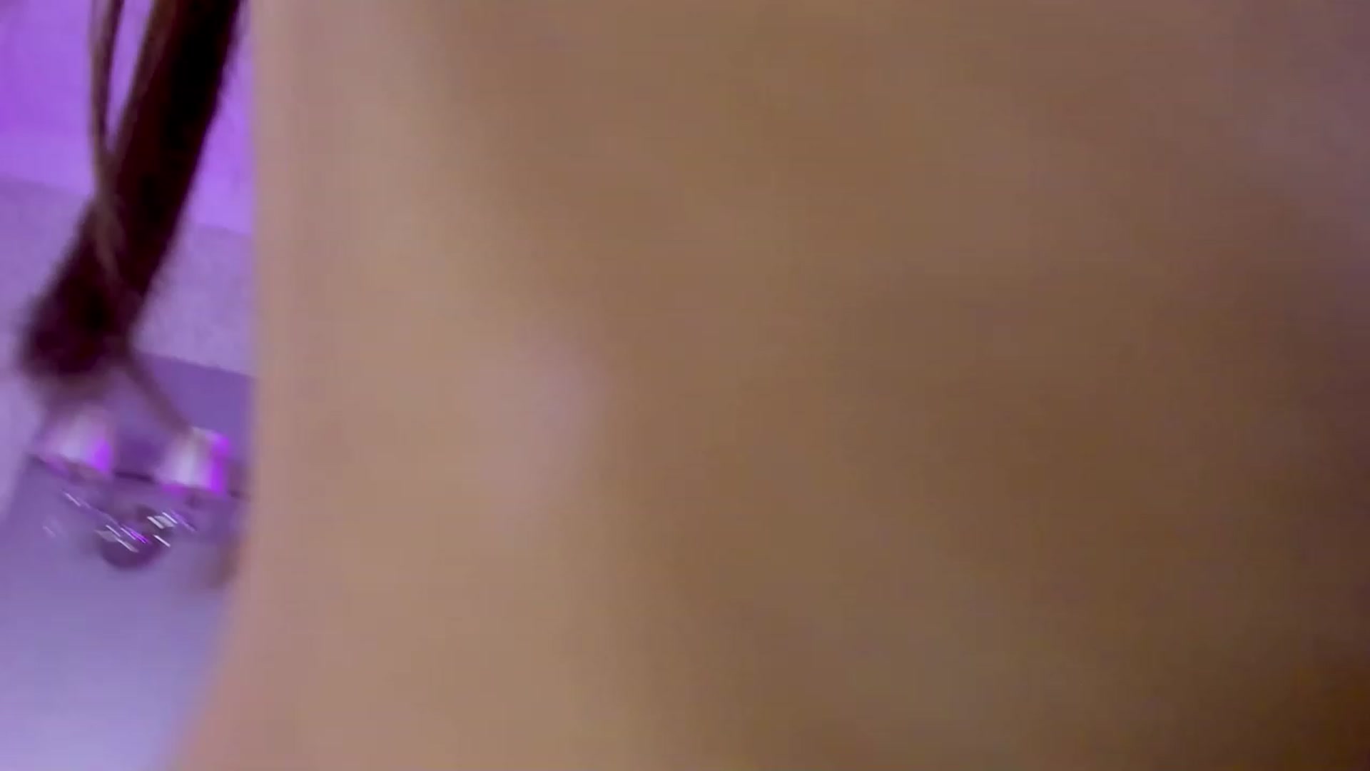 Gallery image thumbnail from AudreyRyen's myfreecams stream on, 12/18/2022, 13:20 image 3 of 20