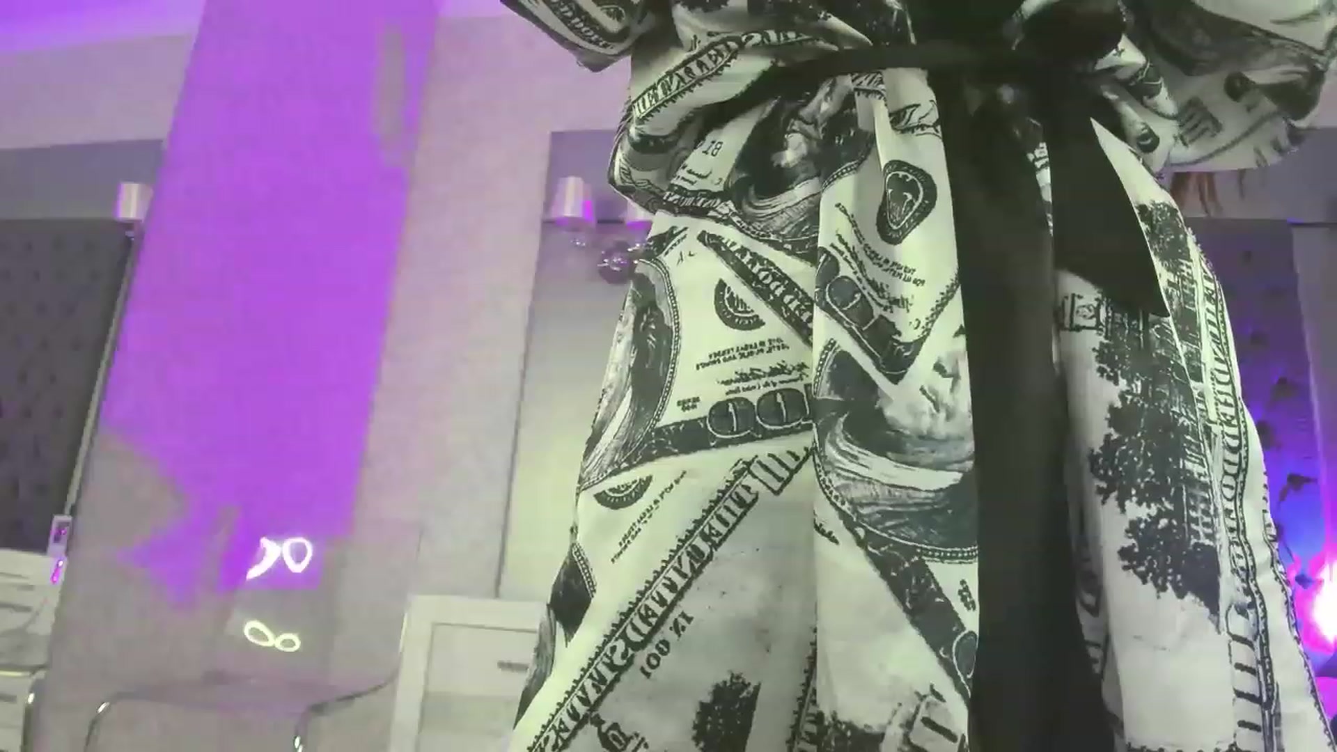 Gallery image thumbnail from AudreyRyen's myfreecams stream on, 02/04/2023, 20:12 image 6 of 20