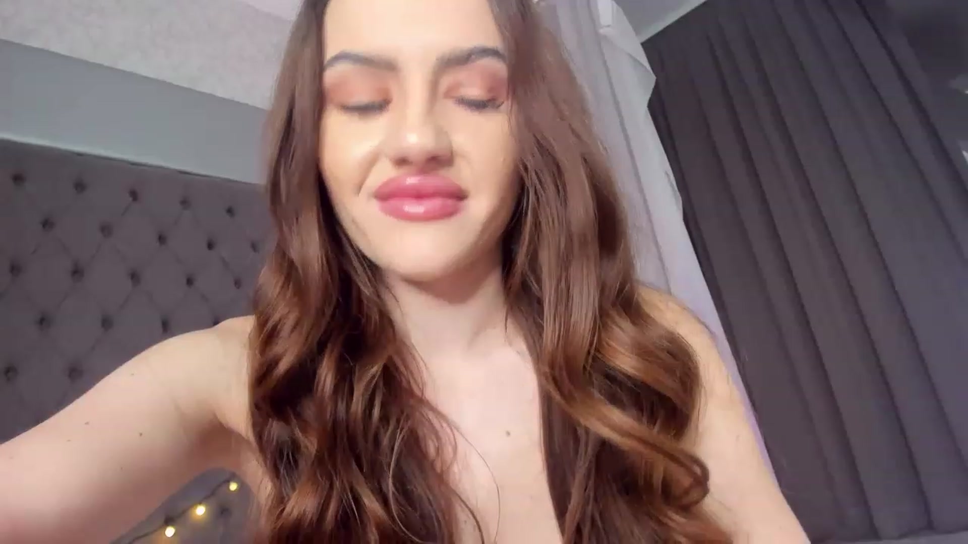 Gallery image thumbnail from AudreyRyen's myfreecams stream on, 02/18/2023, 19:08 image 19 of 20