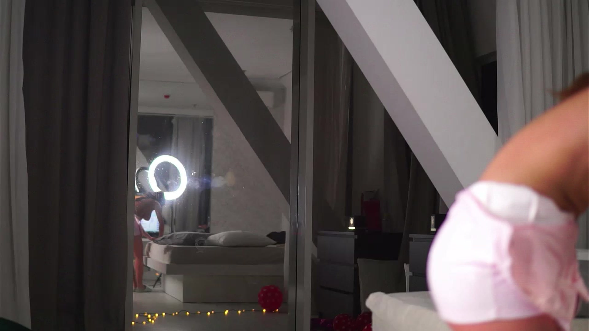 Gallery image thumbnail from AudreyRyen's myfreecams stream on, 03/07/2023, 20:34 image 19 of 20