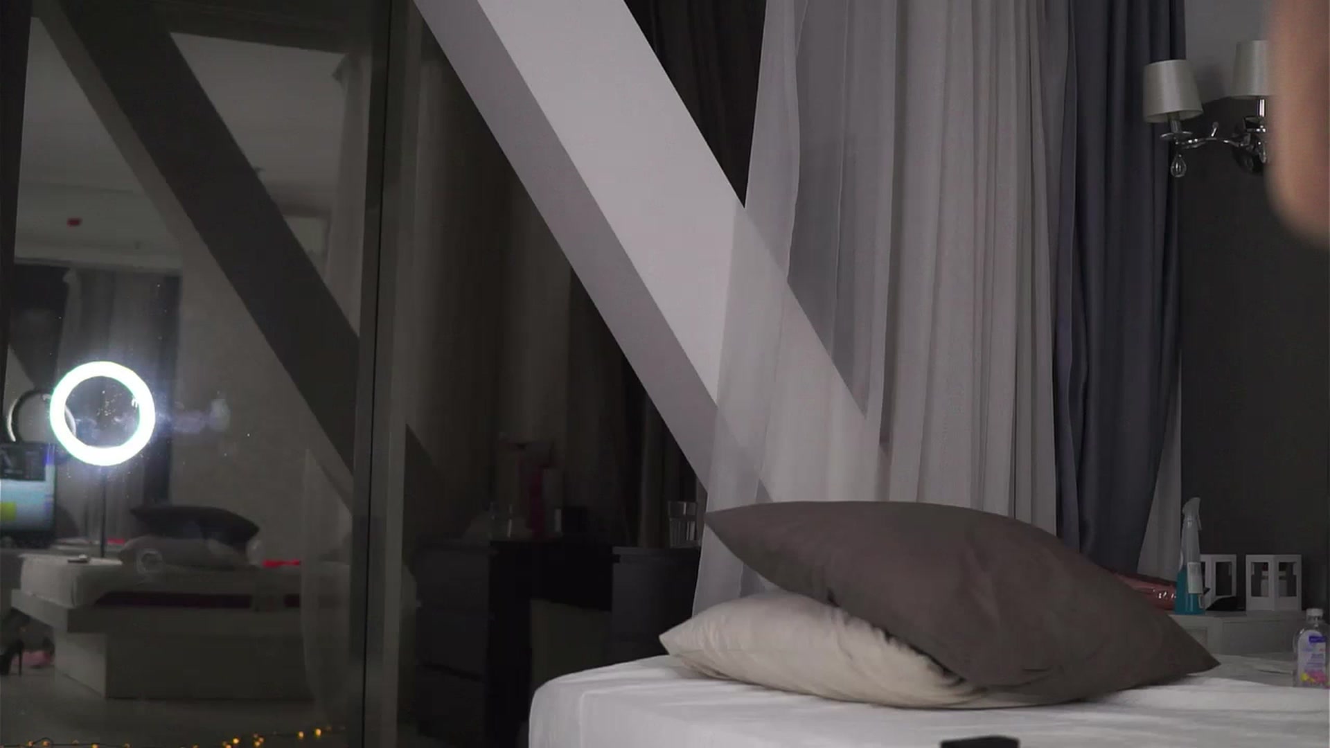Gallery image thumbnail from AudreyRyen's myfreecams stream on, 03/18/2023, 20:32 image 17 of 20