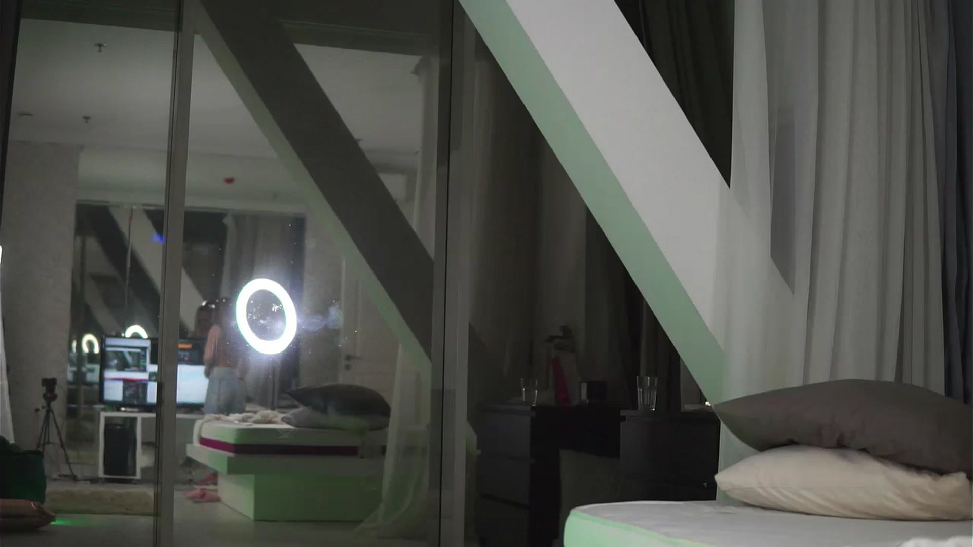 Gallery image thumbnail from AudreyRyen's myfreecams stream on, 03/20/2023, 20:22 image 17 of 20