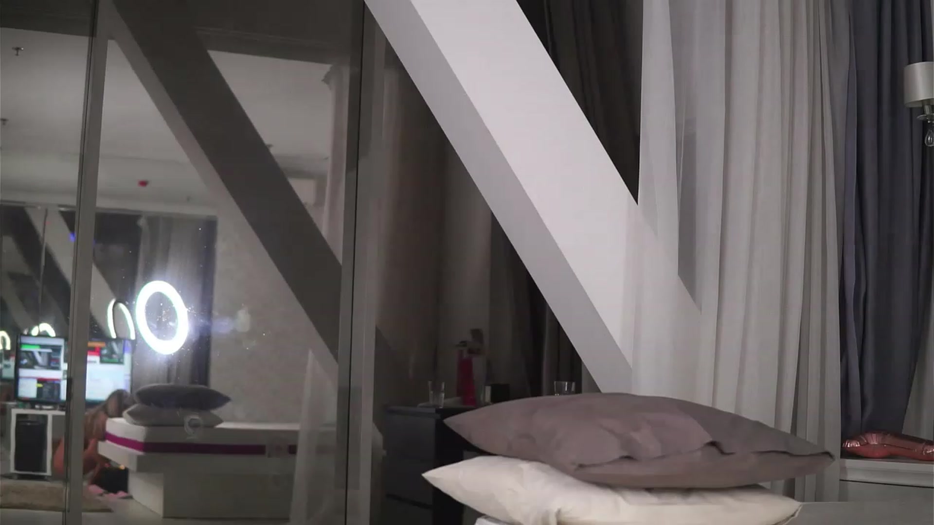 Gallery image thumbnail from AudreyRyen's myfreecams stream on, 03/21/2023, 20:44 image 1 of 20