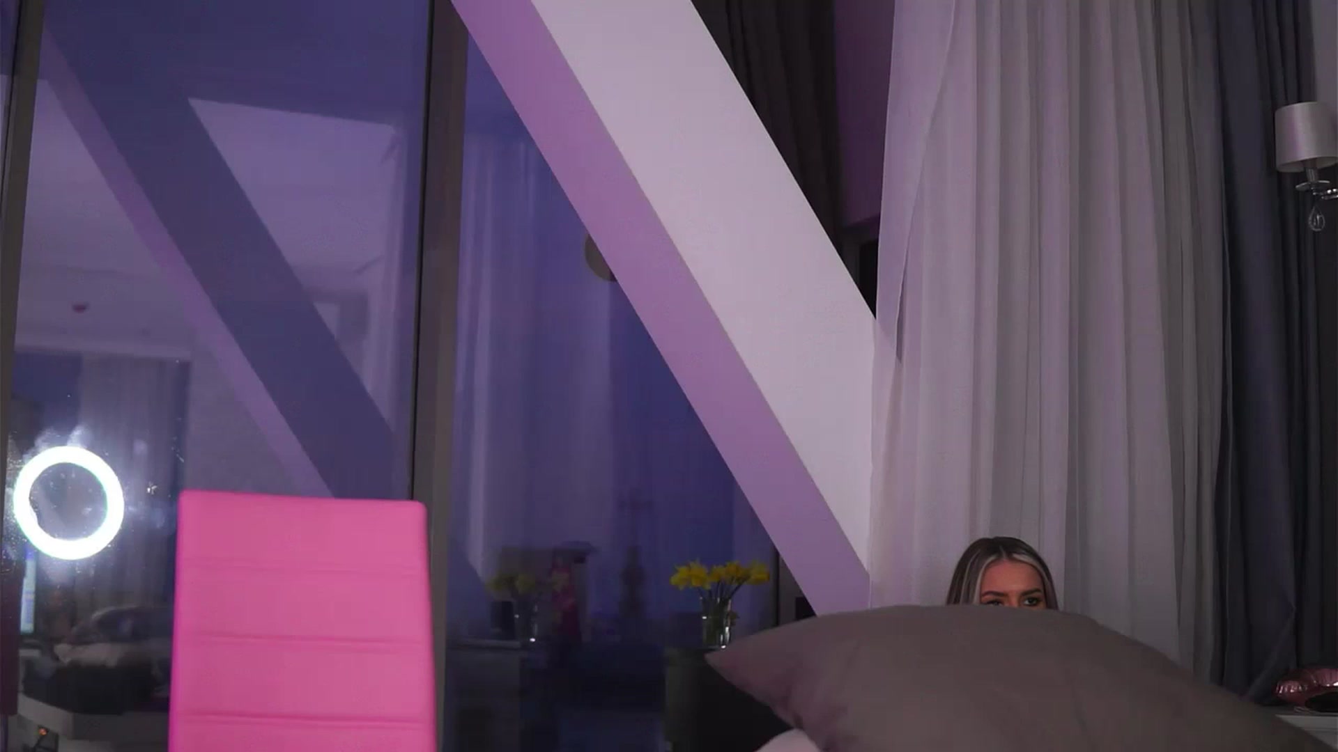 Gallery image thumbnail from AudreyRyen's myfreecams stream on, 04/10/2023, 16:57 image 16 of 20