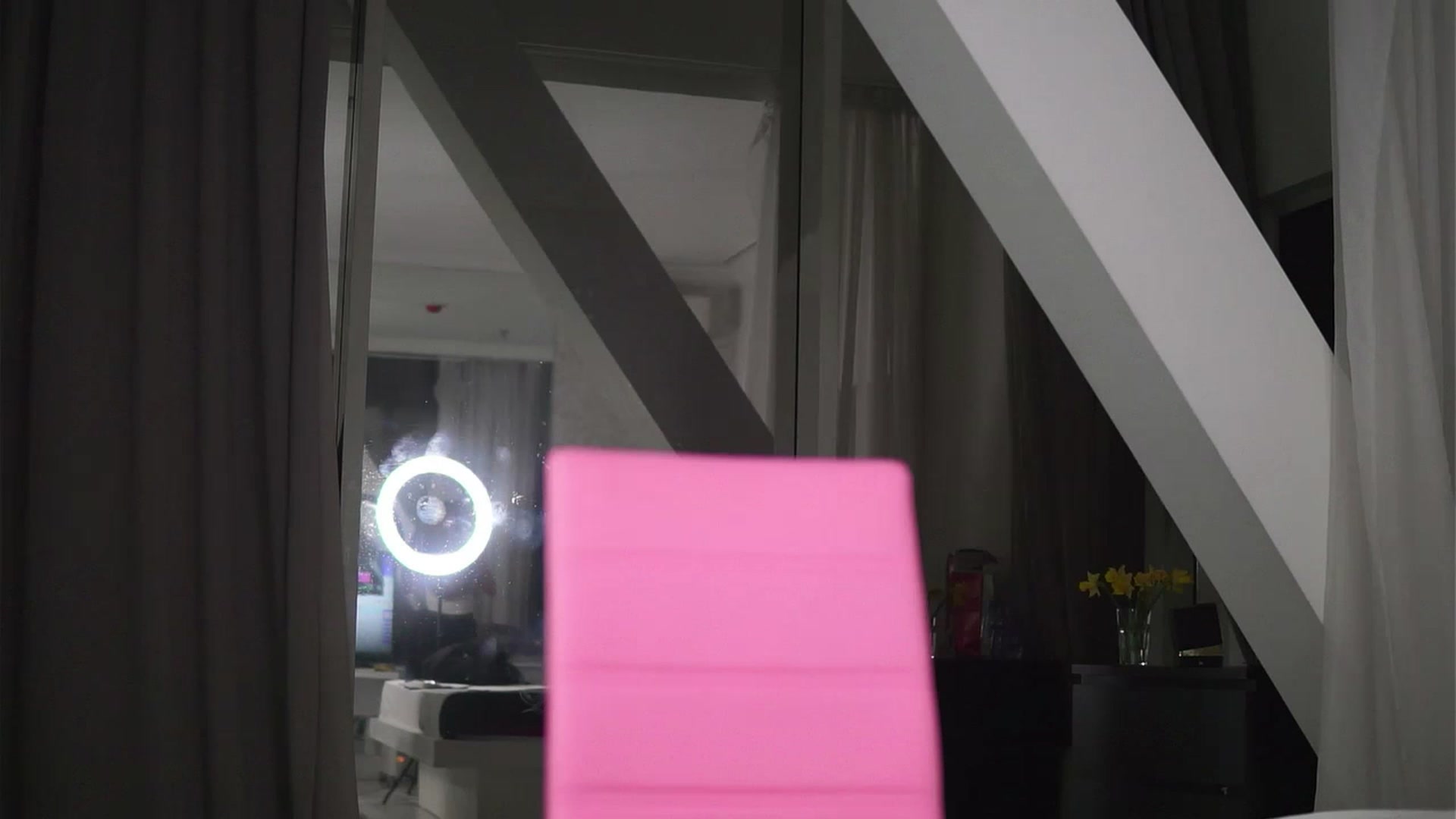 Gallery image thumbnail from AudreyRyen's myfreecams stream on, 04/12/2023, 18:10 image 16 of 20