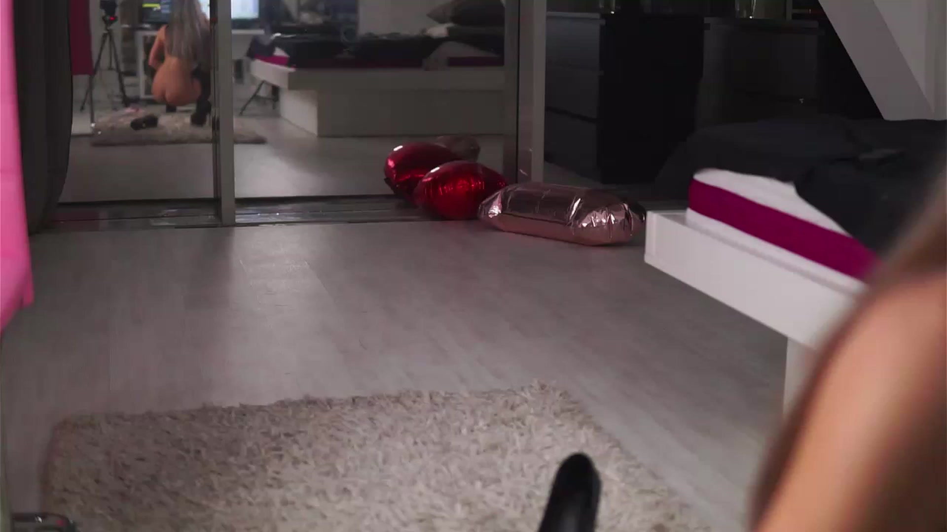 Gallery image thumbnail from AudreyRyen's myfreecams stream on, 04/14/2023, 17:41 image 1 of 20