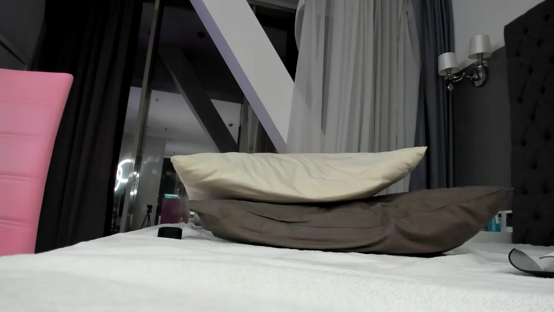 Gallery image thumbnail from AudreyRyen's myfreecams stream on, 05/12/2023, 18:34 image 4 of 20