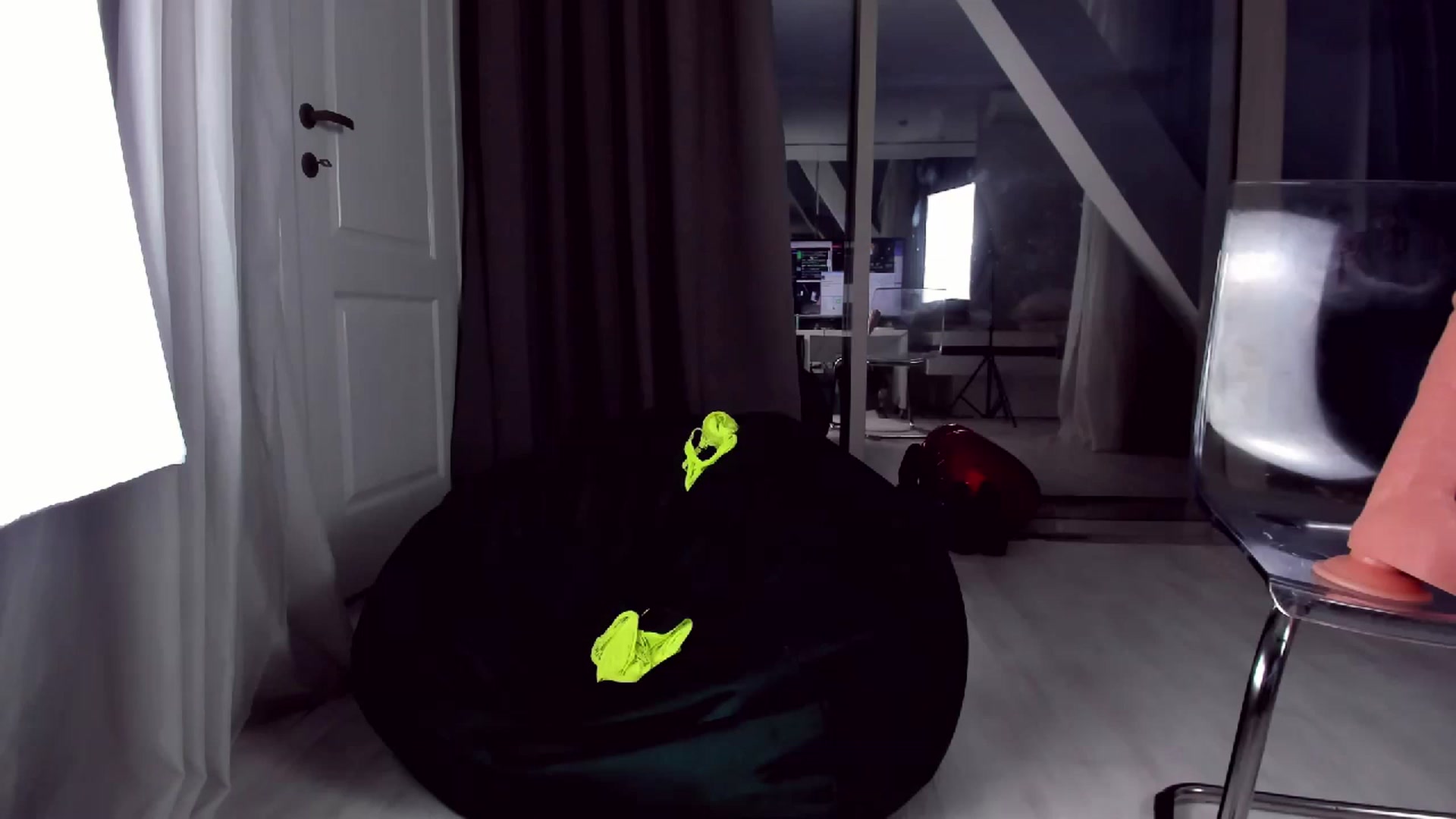 Gallery image thumbnail from AudreyRyen's myfreecams stream on, 06/17/2023, 18:24 image 3 of 20