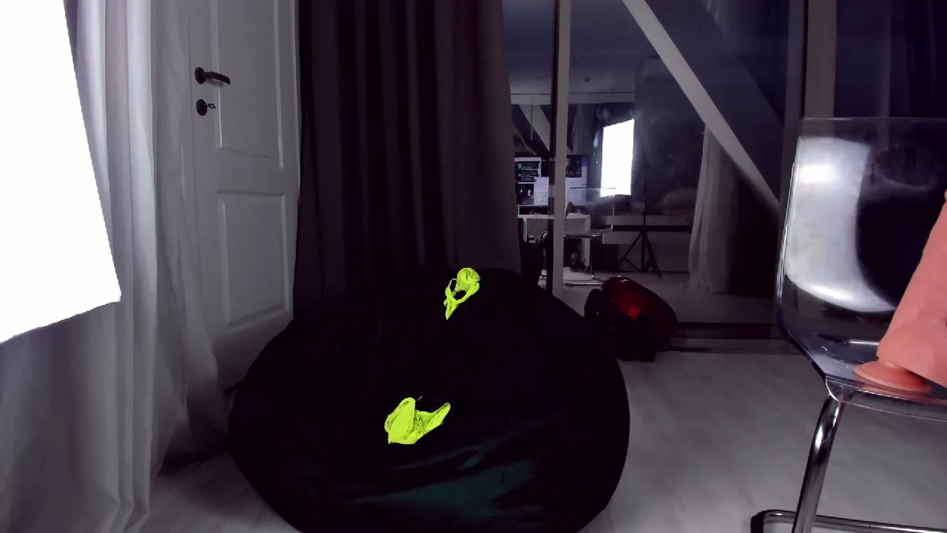 Gallery image thumbnail from AudreyRyen's myfreecams stream on, 06/17/2023, 18:24 image 2 of 20