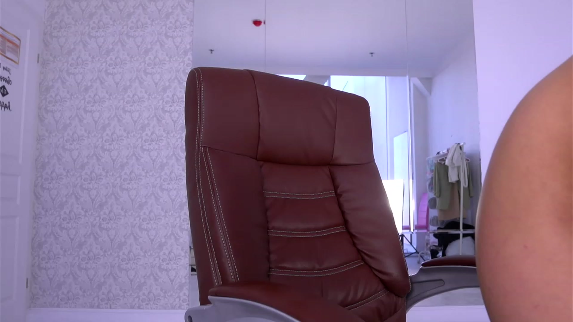 Gallery image thumbnail from AudreyRyen's myfreecams stream on, 02/08/2024, 13:18 image 12 of 20