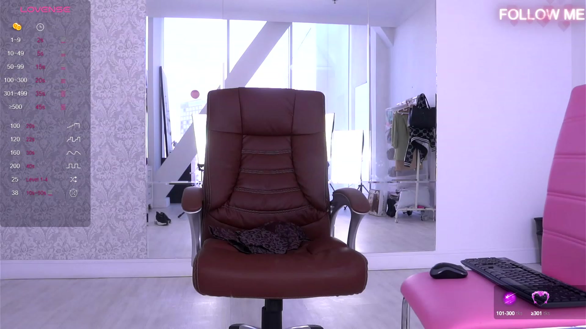 Gallery image thumbnail from AudreyRyen's myfreecams stream on, 02/09/2024, 11:08 image 17 of 20