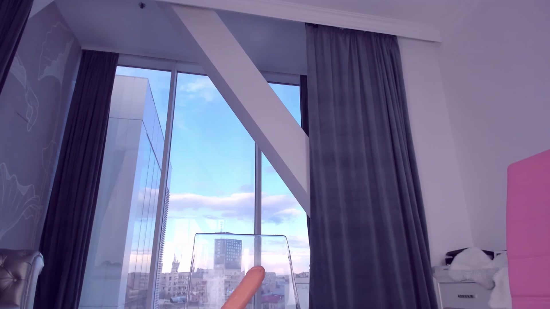 Gallery image thumbnail from AudreyRyen's myfreecams stream on, 03/25/2024, 15:32 image 17 of 20
