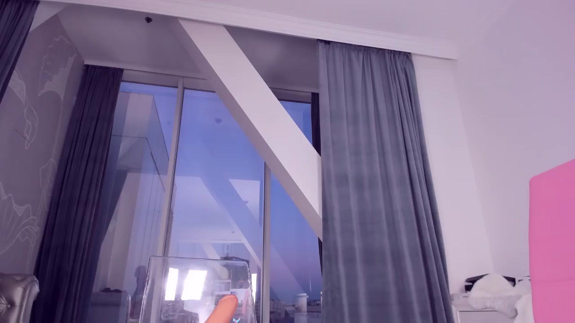 Gallery image thumbnail from AudreyRyen's myfreecams stream on, 03/25/2024, 16:38 image 17 of 20