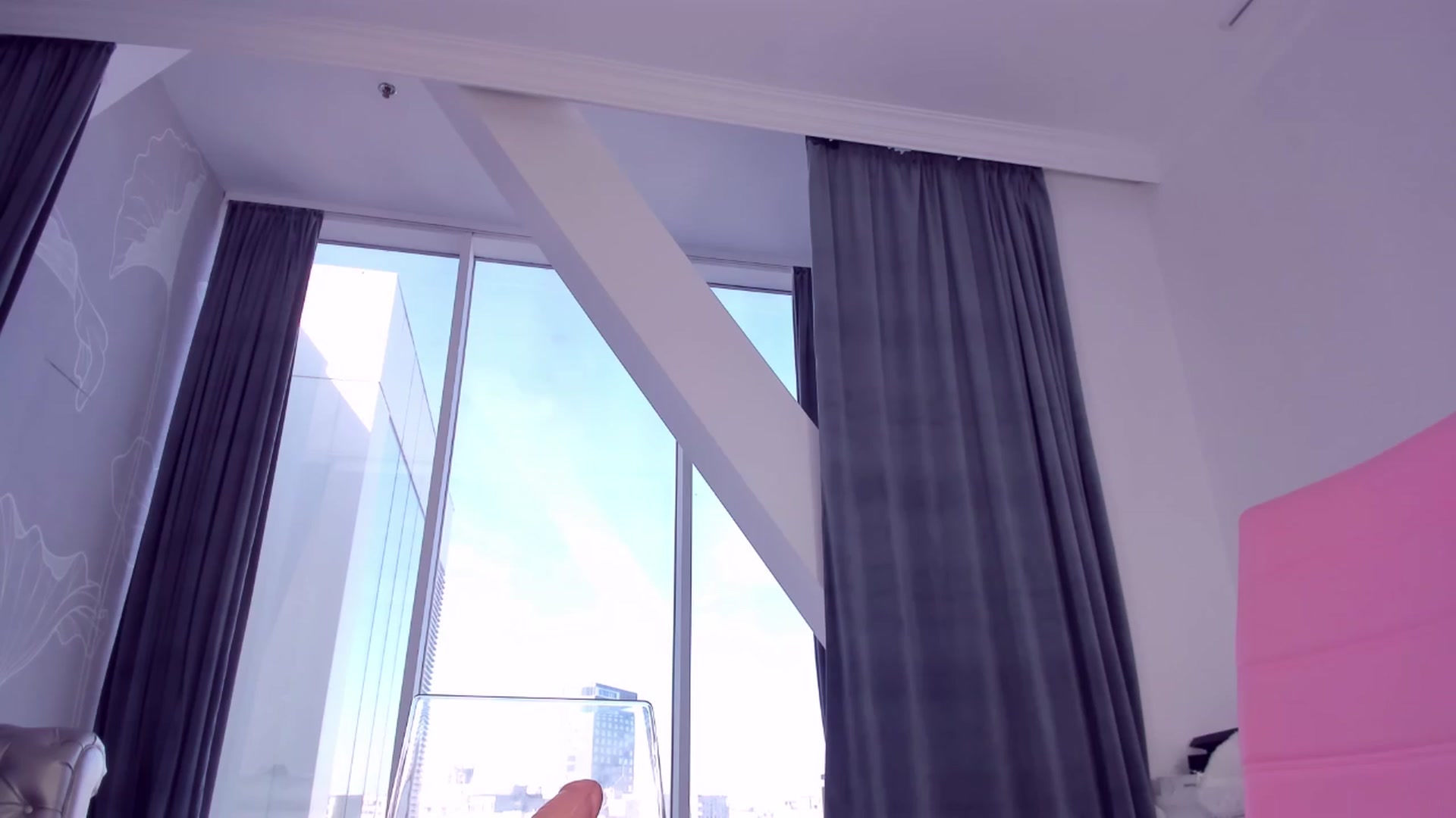 Gallery image thumbnail from AudreyRyen's myfreecams stream on, 03/26/2024, 14:23 image 8 of 20