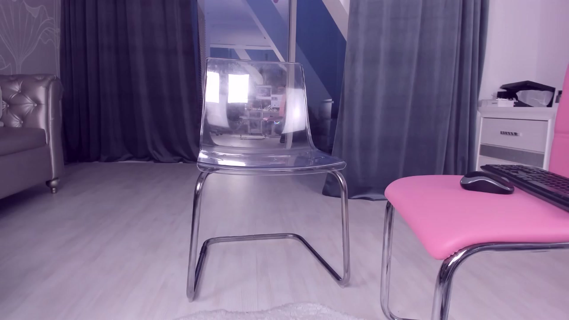 Gallery image thumbnail from AudreyRyen's myfreecams stream on, 03/31/2024, 17:06 image 15 of 20