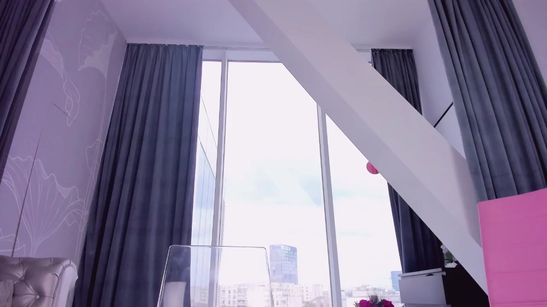Gallery image thumbnail from AudreyRyen's myfreecams stream on, 05/10/2024, 14:49 image 4 of 20
