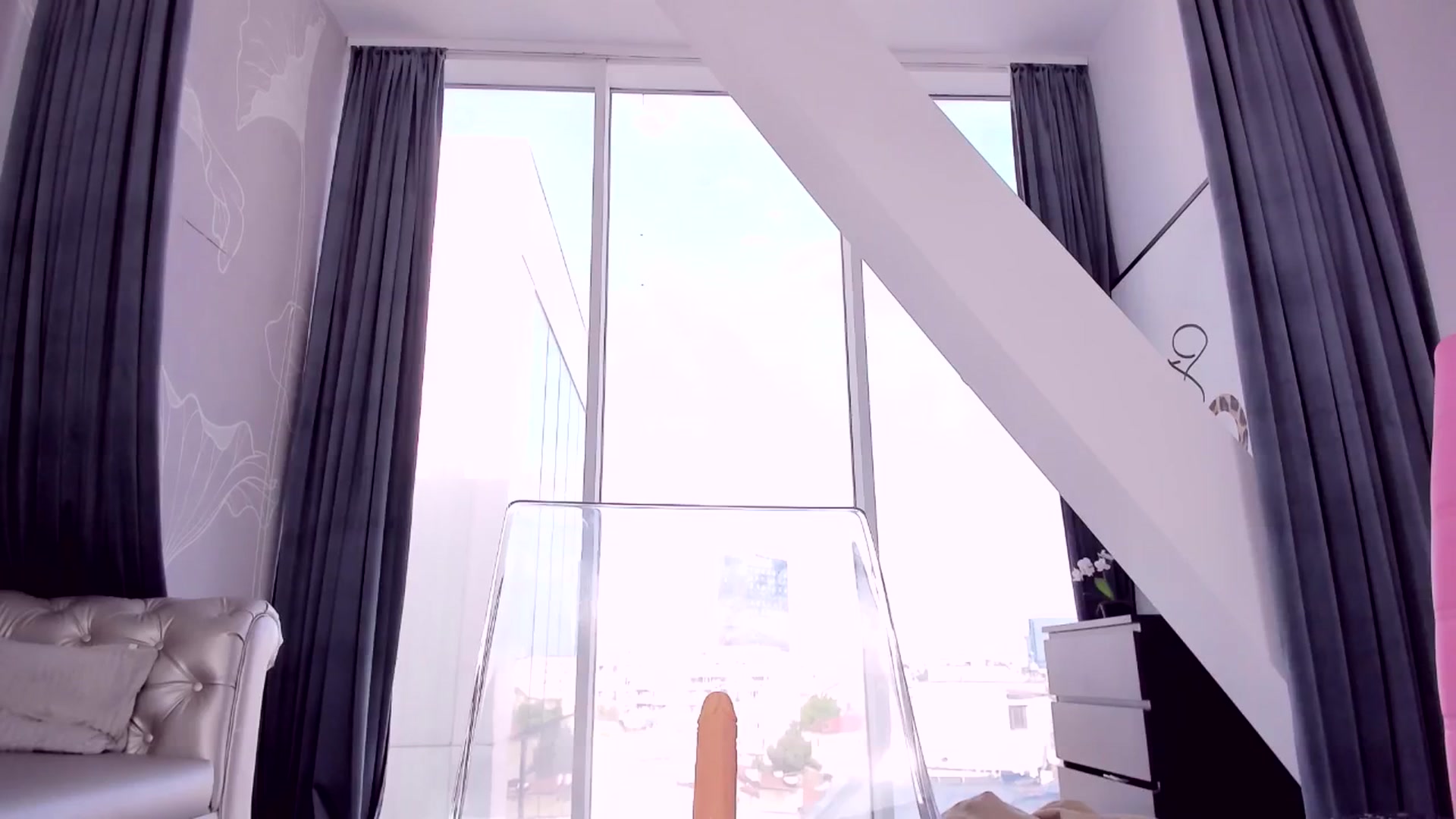 Gallery image thumbnail from AudreyRyen's myfreecams stream on, 06/09/2024, 15:22 image 6 of 20