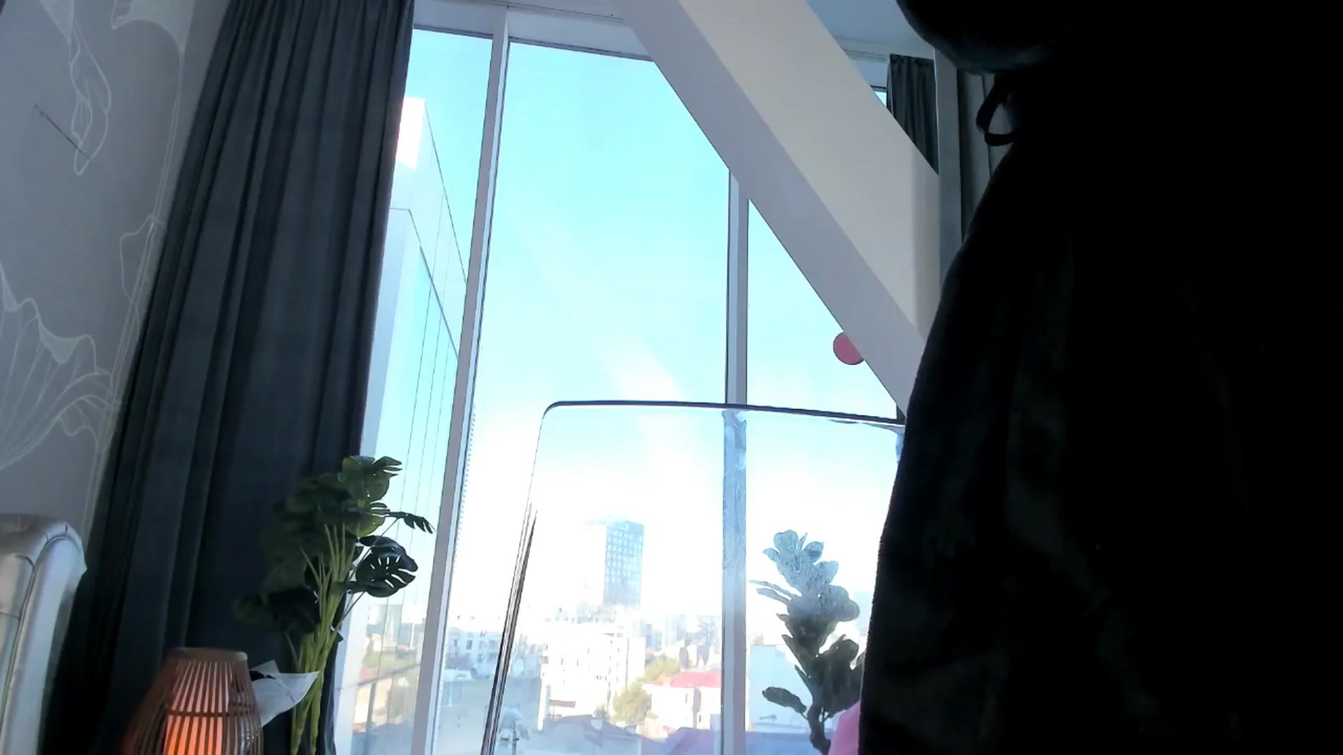Gallery image thumbnail from AudreyRyen's myfreecams stream on, 10/20/2024, 15:01 image 14 of 20