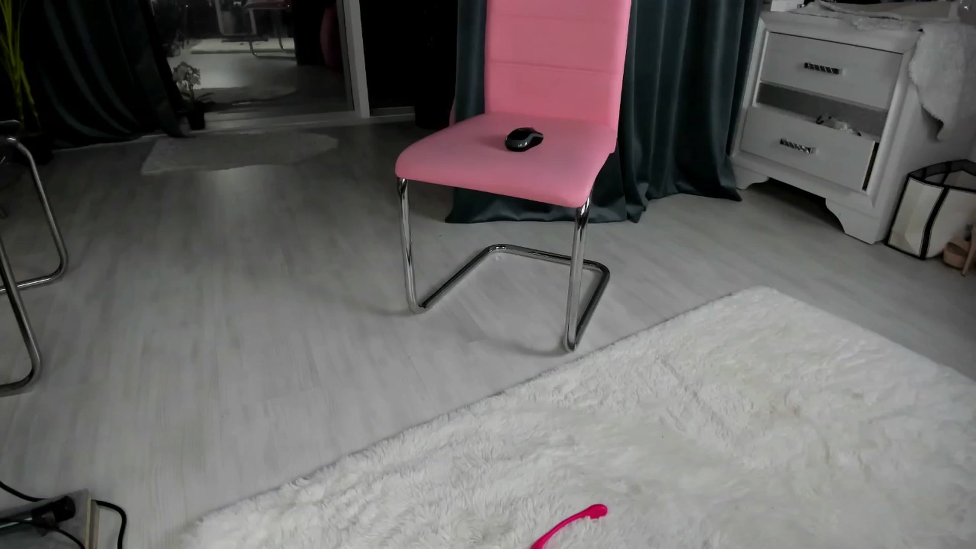 Gallery image thumbnail from AudreyRyen's myfreecams stream on, 10/26/2024, 20:39 image 6 of 20
