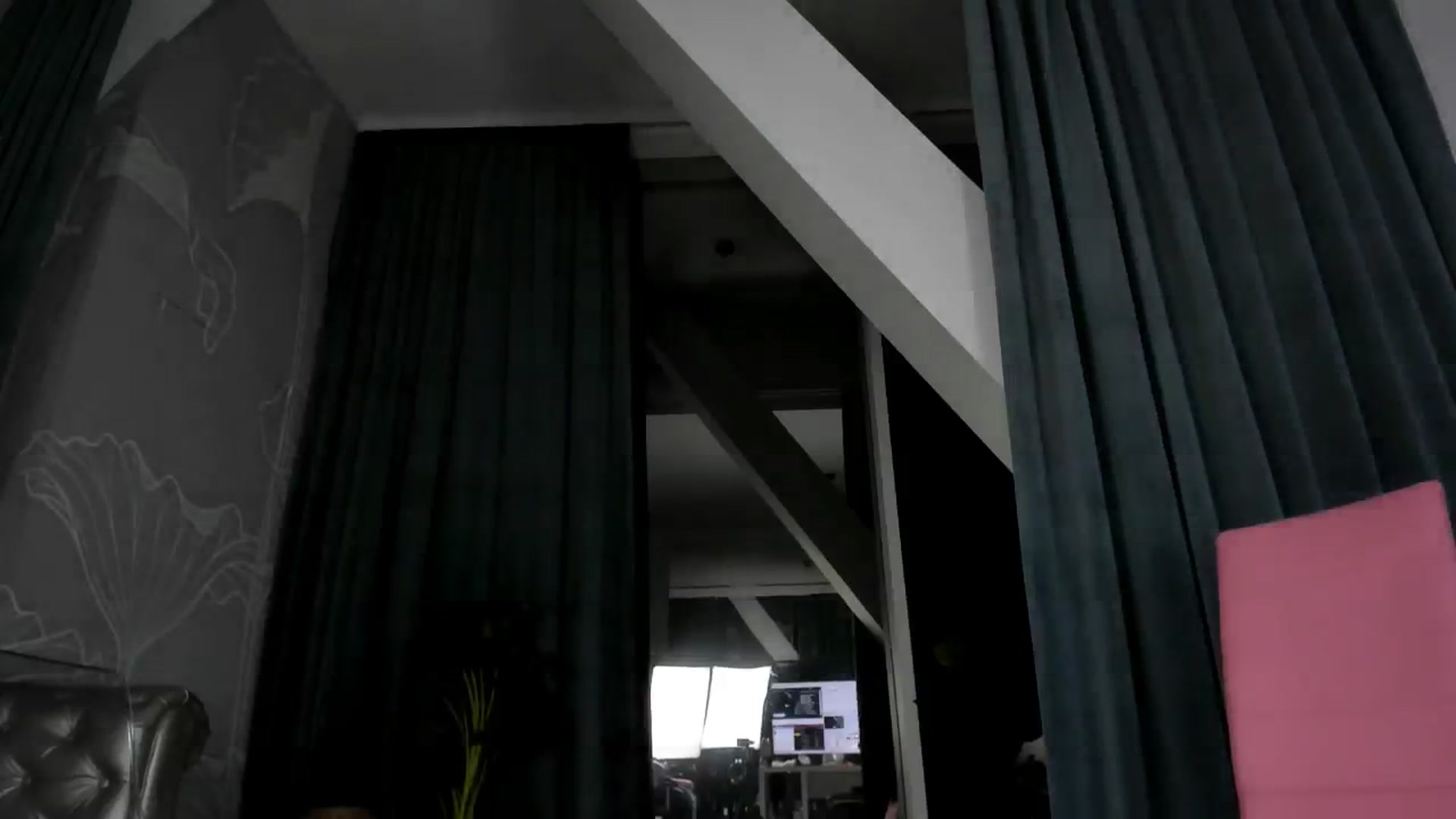Gallery image thumbnail from AudreyRyen's myfreecams stream on, 10/28/2024, 16:59 image 20 of 20