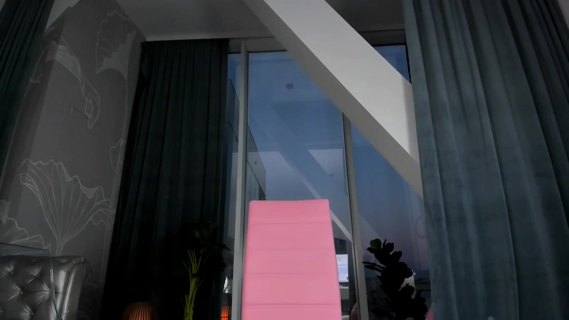 Gallery image thumbnail from AudreyRyen's myfreecams stream on, 11/02/2024, 16:23 image 15 of 20