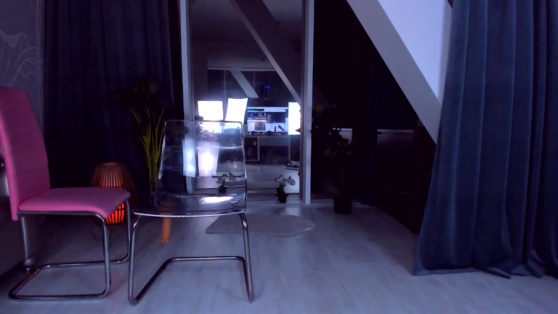 Gallery image thumbnail from AudreyRyen's myfreecams stream on, 12/16/2024, 19:19 image 20 of 20