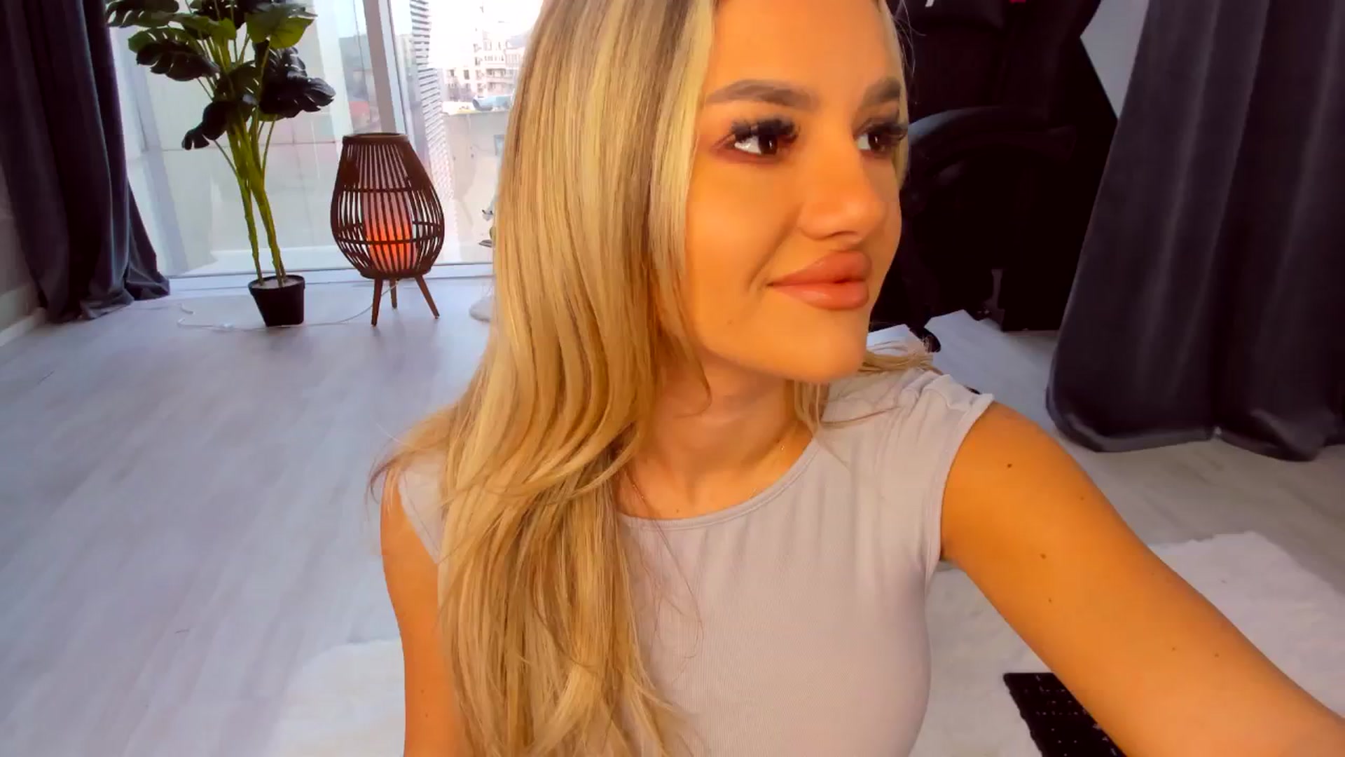 Gallery image thumbnail from AudreyRyen's myfreecams stream on, 01/11/2025, 12:17 image 1 of 20