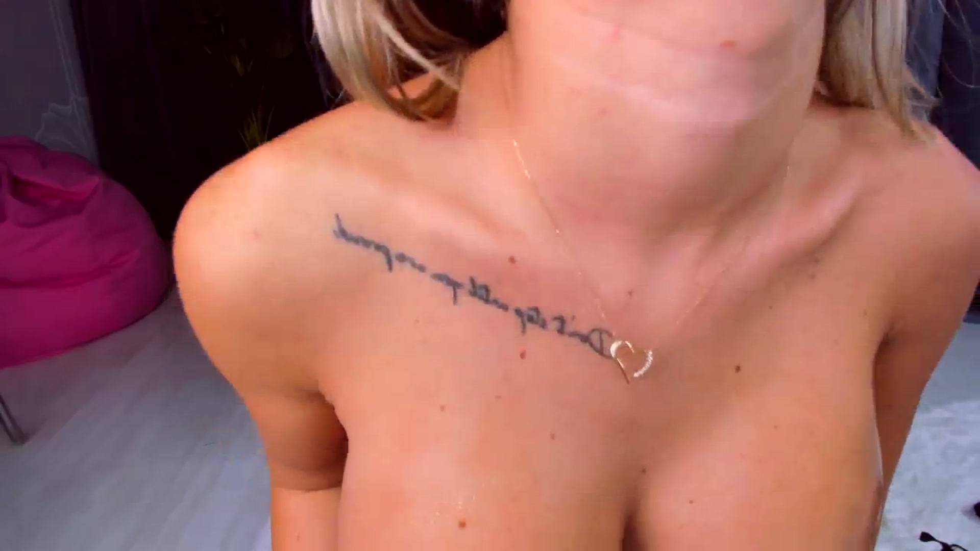 Gallery image thumbnail from AudreyRyen's myfreecams stream on, 01/26/2025, 16:42 image 6 of 20