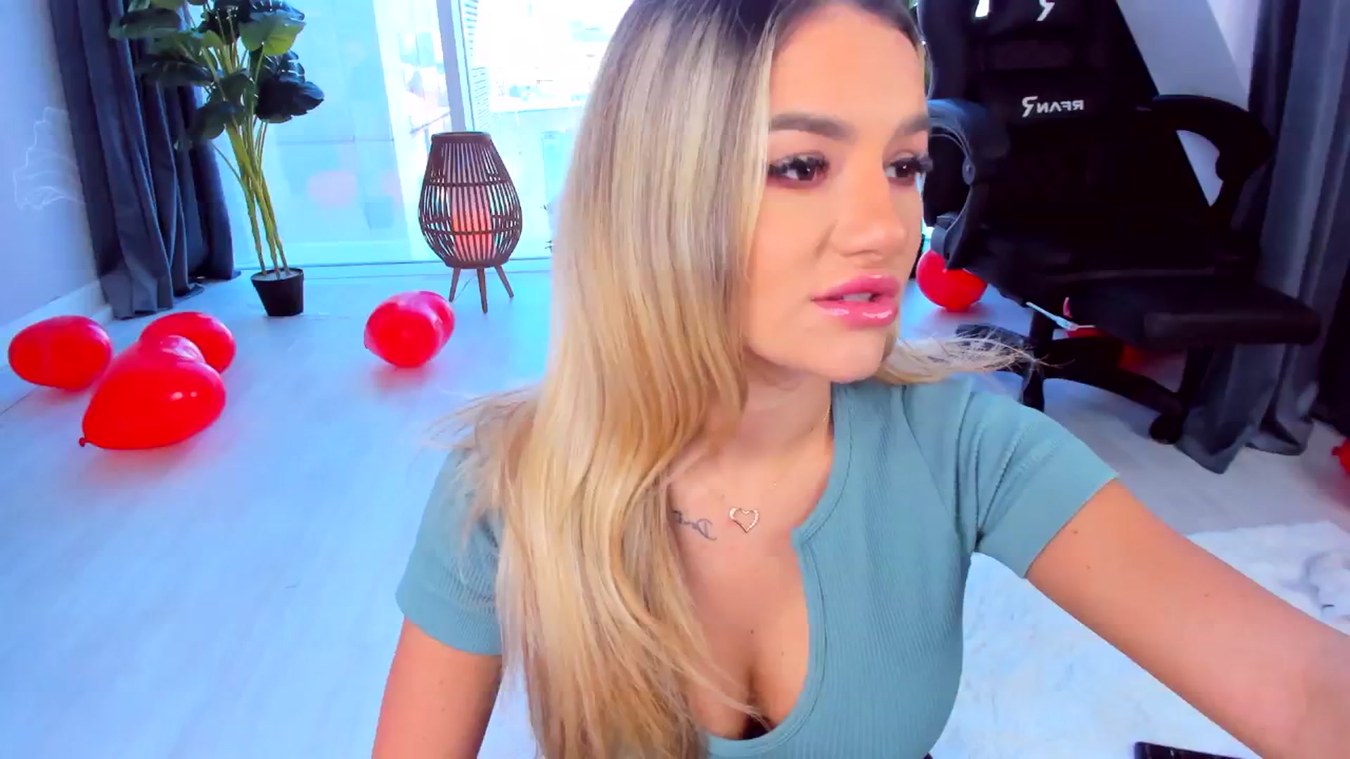 Gallery image thumbnail from AudreyRyen's myfreecams stream on, 02/19/2025, 13:08 image 18 of 20