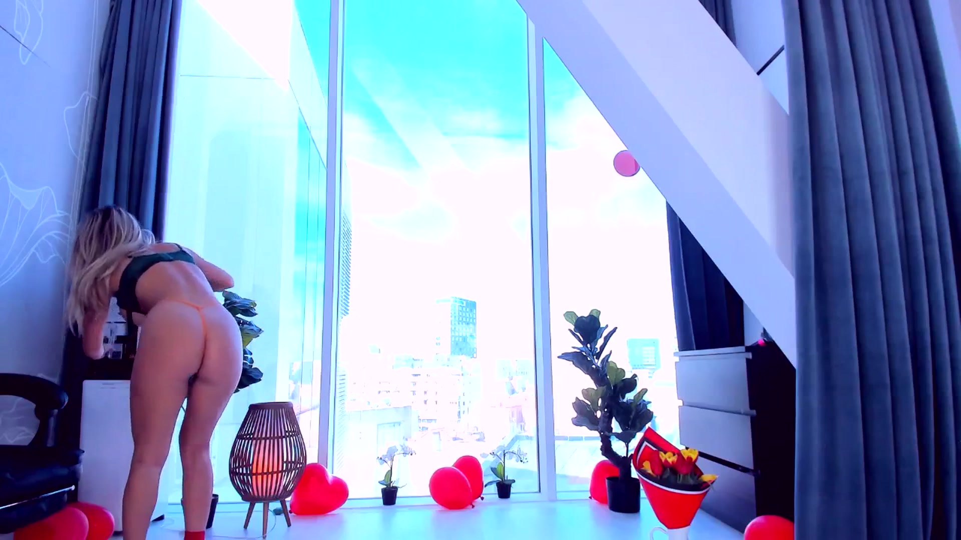 Gallery image thumbnail from AudreyRyen's myfreecams stream on, 03/19/2025, 12:10 image 10 of 20