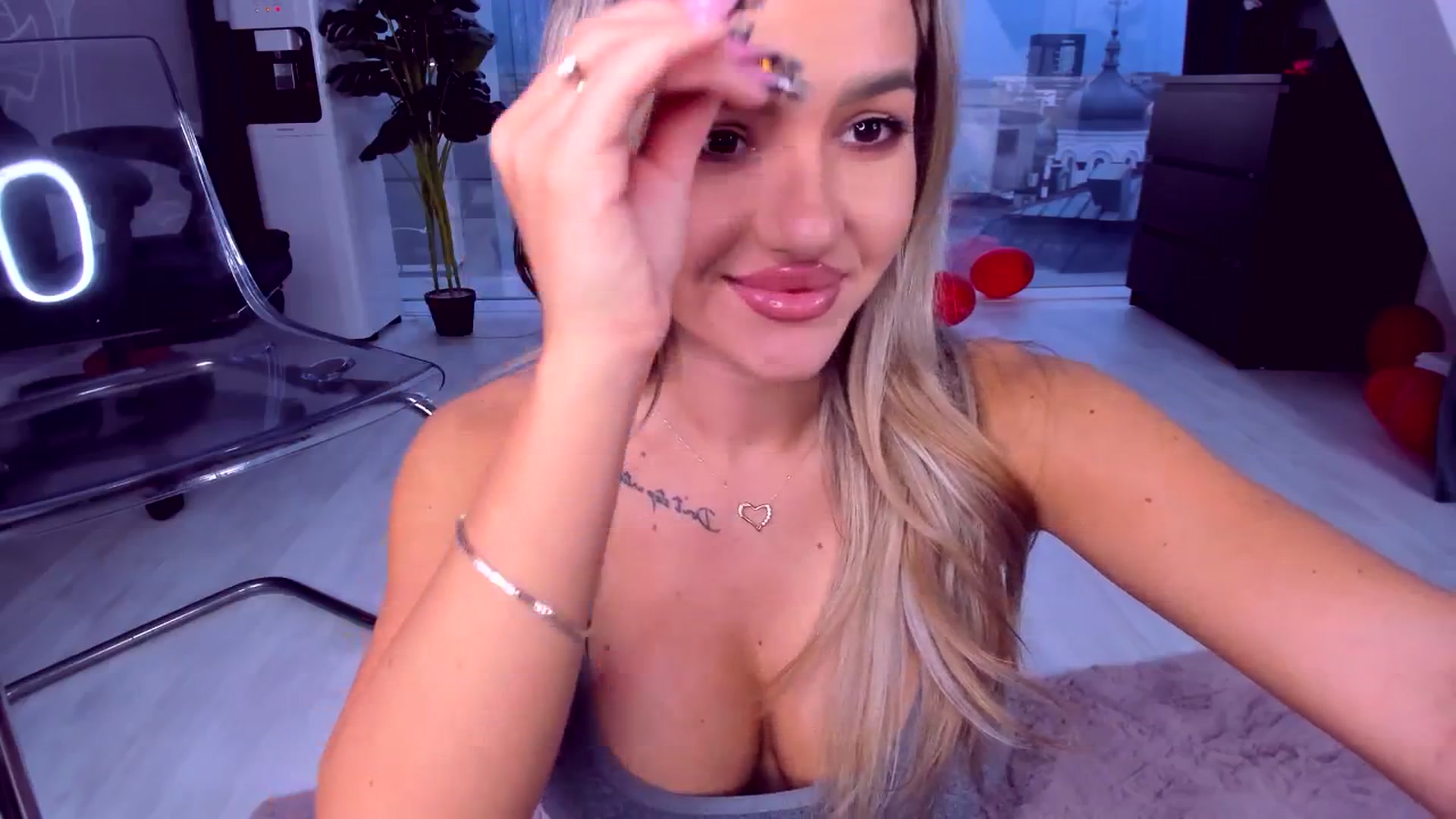 Gallery image thumbnail from AudreyRyen's myfreecams stream on, 04/11/2025, 17:07 image 14 of 20