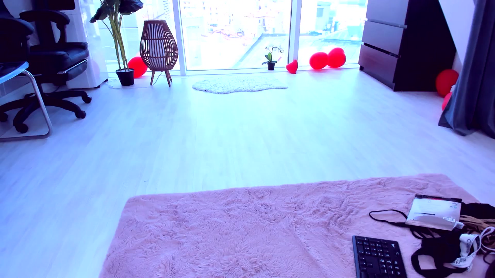 Gallery image thumbnail from AudreyRyen's myfreecams stream on, 04/16/2025, 15:07 image 3 of 20