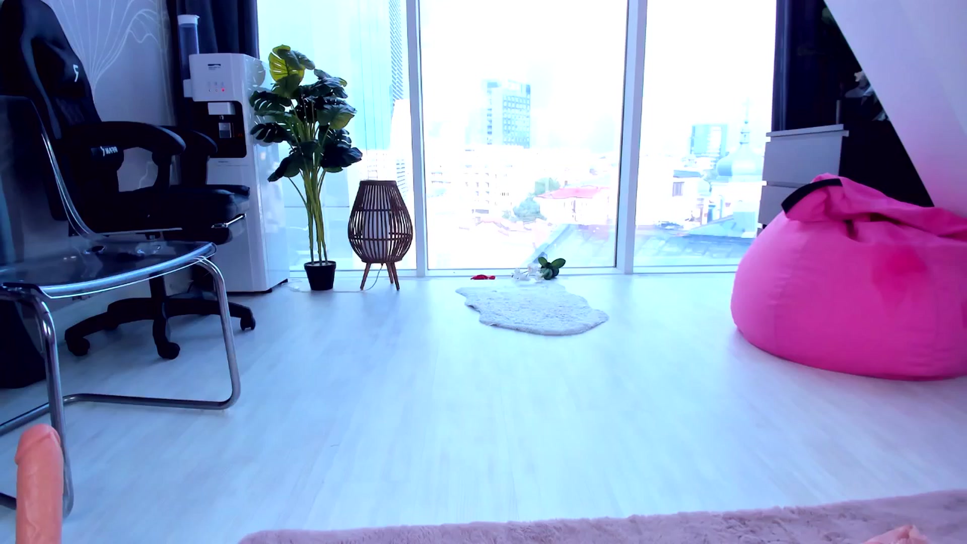Gallery image thumbnail from AudreyRyen's myfreecams stream on, 05/08/2025, 16:11 image 8 of 20
