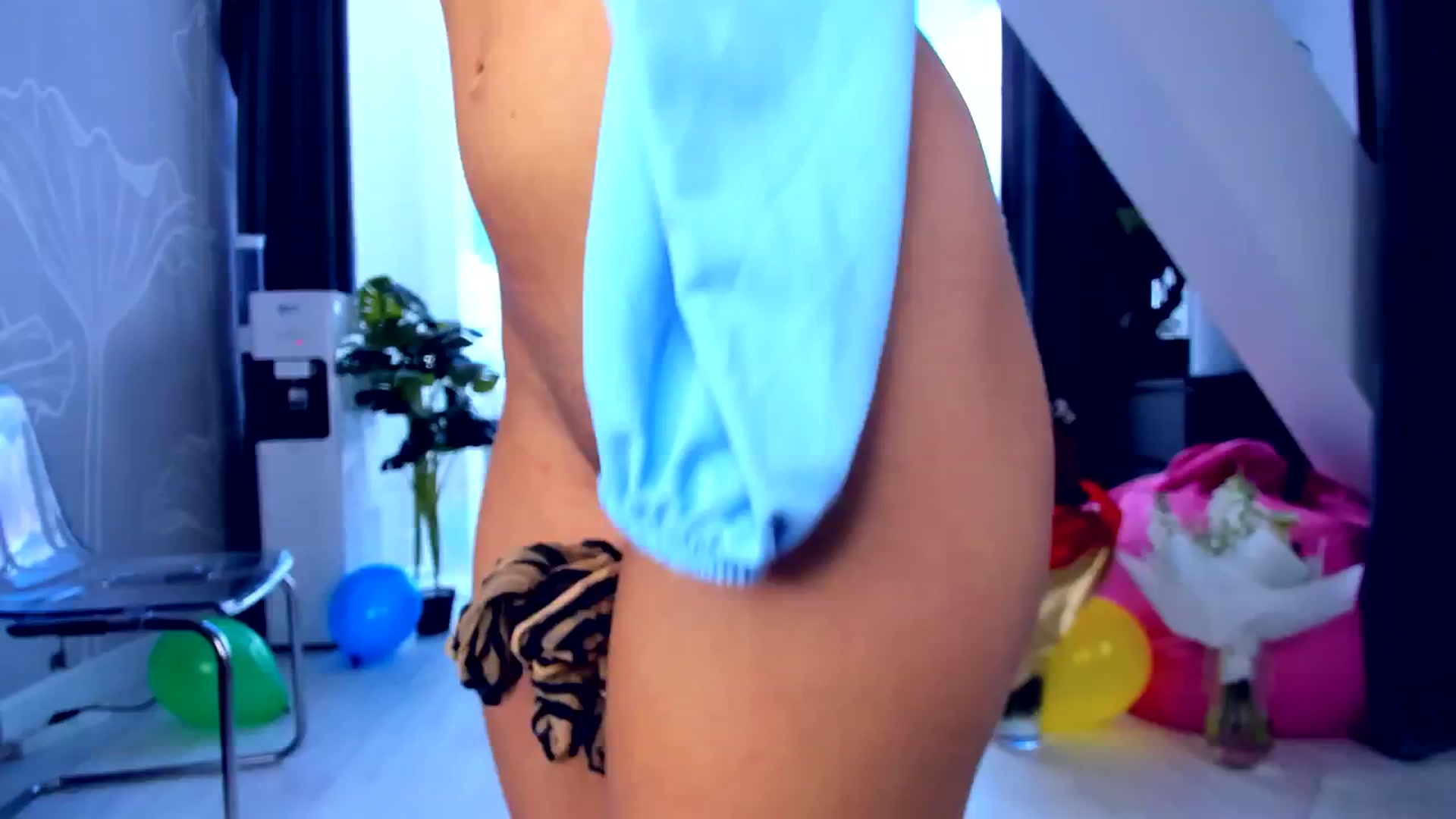 Gallery image thumbnail from AudreyRyen's myfreecams stream on, 05/13/2025, 10:46 image 16 of 20