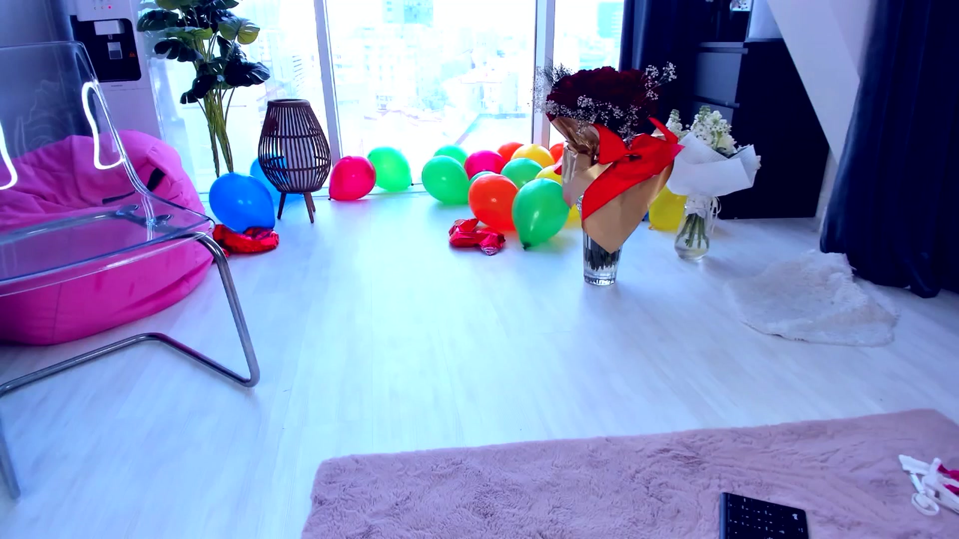 Gallery image thumbnail from AudreyRyen's myfreecams stream on, 05/14/2025, 11:05 image 10 of 20
