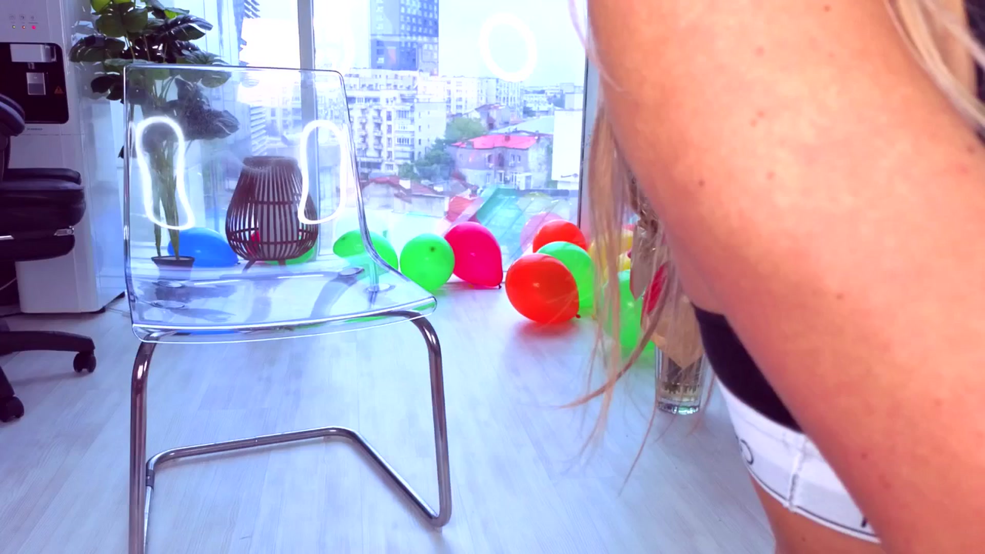 Gallery image thumbnail from AudreyRyen's myfreecams stream on, 05/17/2025, 17:35 image 3 of 20