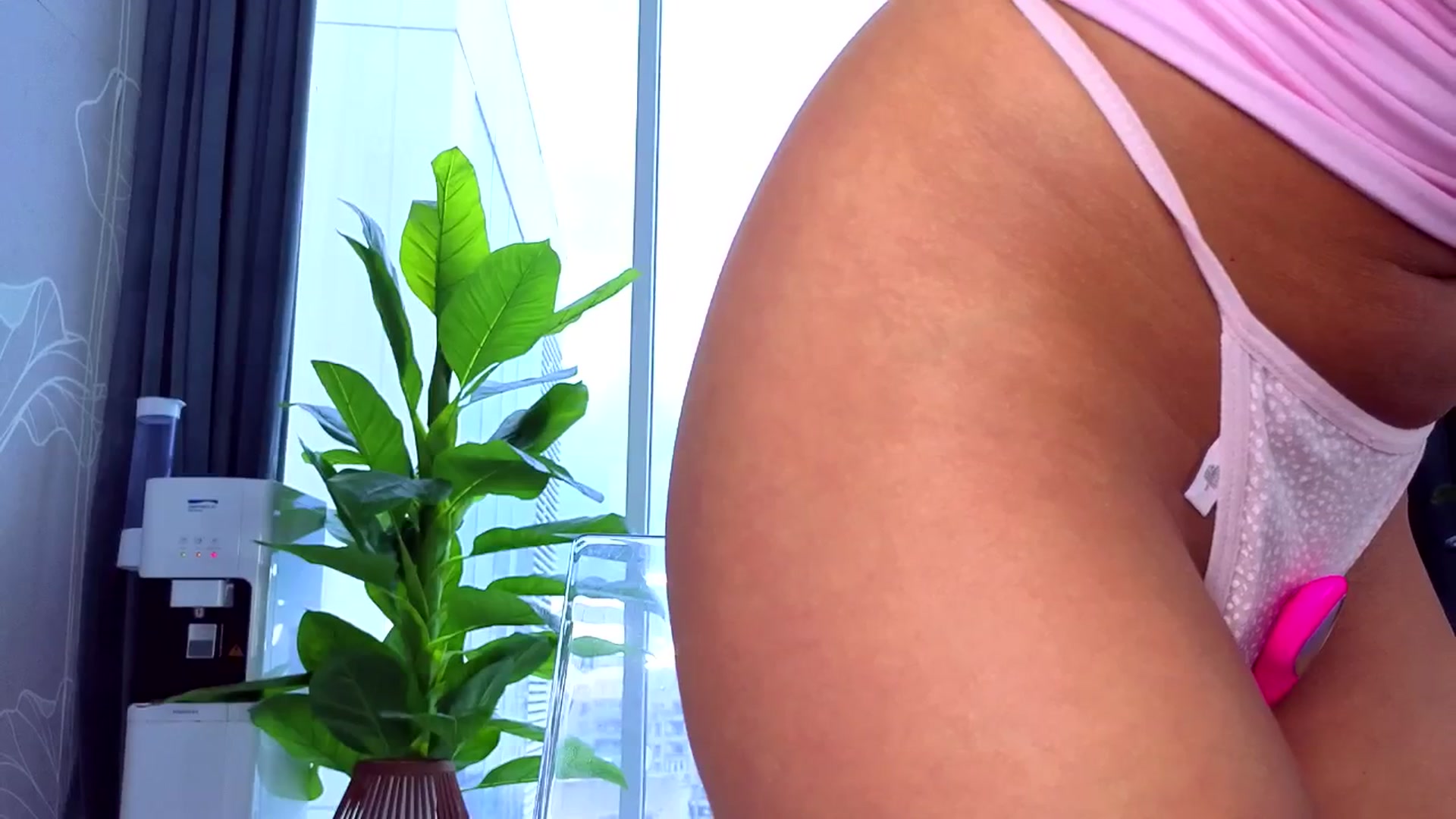 Gallery image thumbnail from AudreyRyen's myfreecams stream on, 07/29/2025, 12:33 image 13 of 20