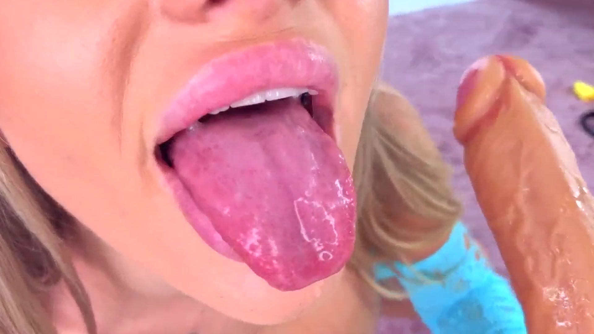Gallery image thumbnail from AudreyRyen's myfreecams stream on, 09/25/2025, 12:07 image 12 of 20