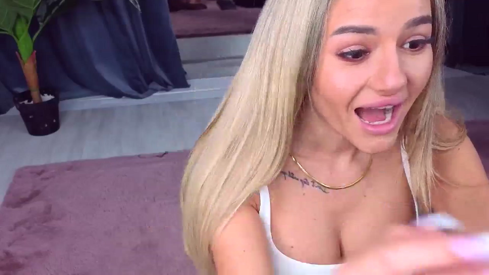 Gallery image thumbnail from AudreyRyen's myfreecams stream on, 11/18/2025, 17:24 image 6 of 20