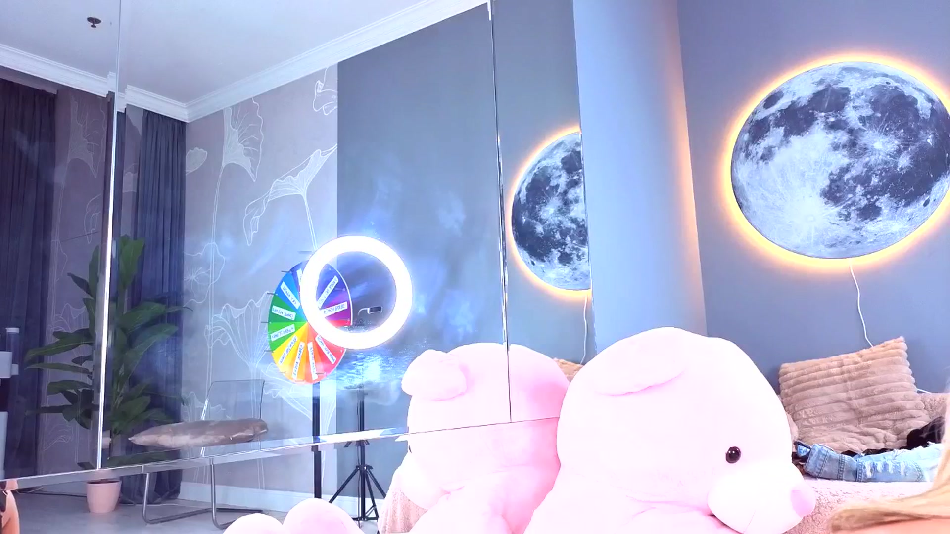 Gallery image thumbnail from AudreyRyen's myfreecams stream on, 03/30/2026, 16:47 image 11 of 20