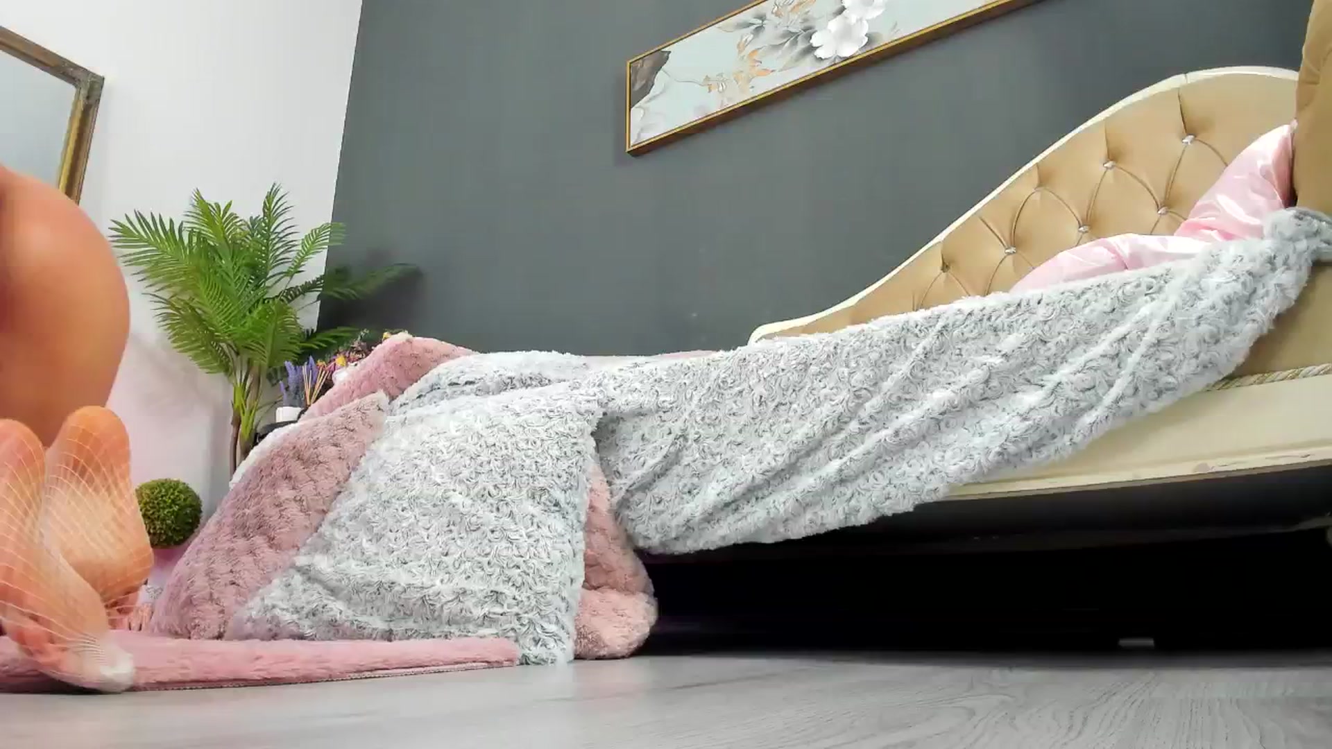 Gallery image thumbnail from AudreyZanne's myfreecams stream on, 09/06/2024, 12:04 image 18 of 20