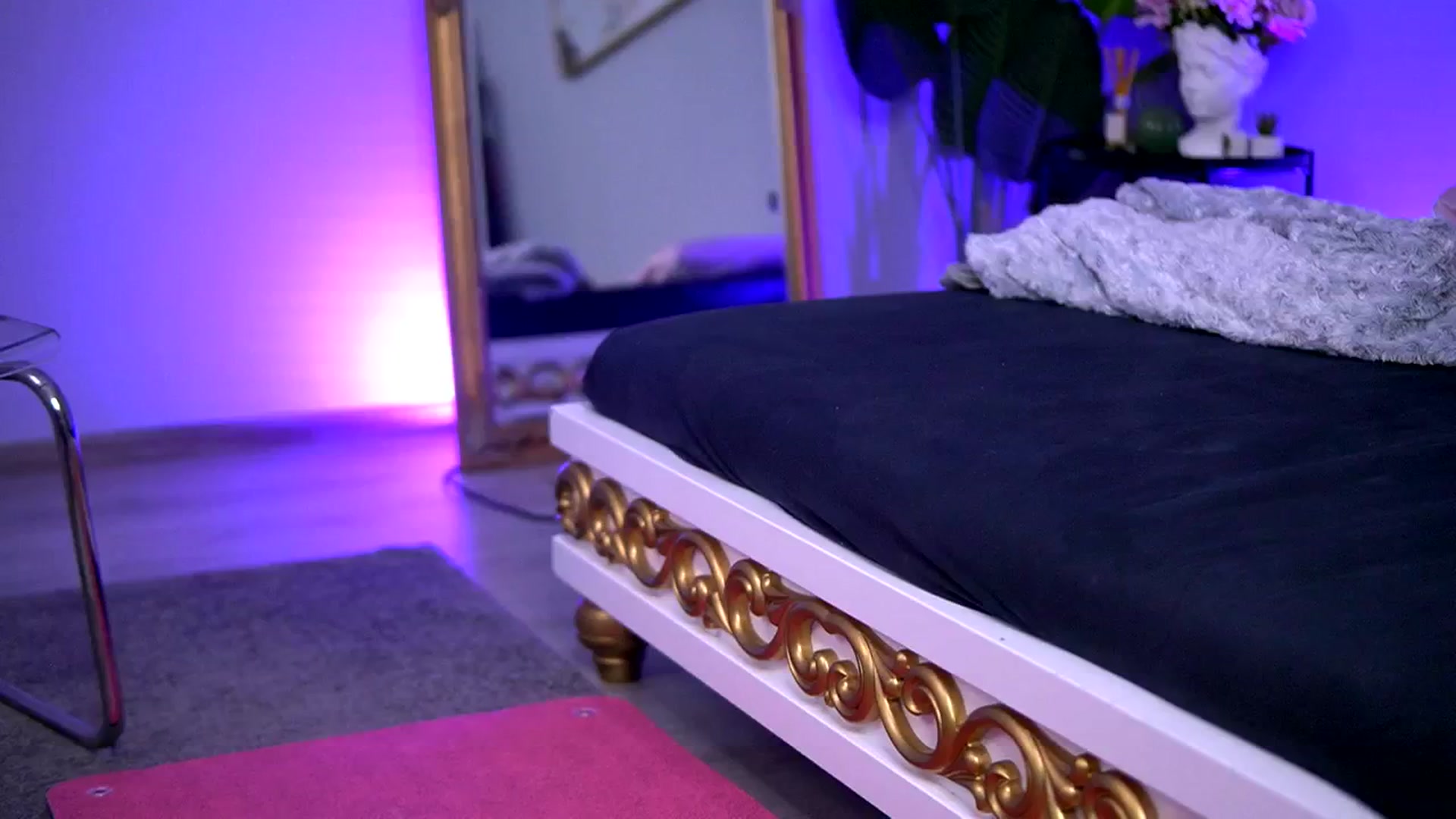Gallery image thumbnail from AudreyZanne's myfreecams stream on, 11/25/2024, 09:30 image 20 of 20